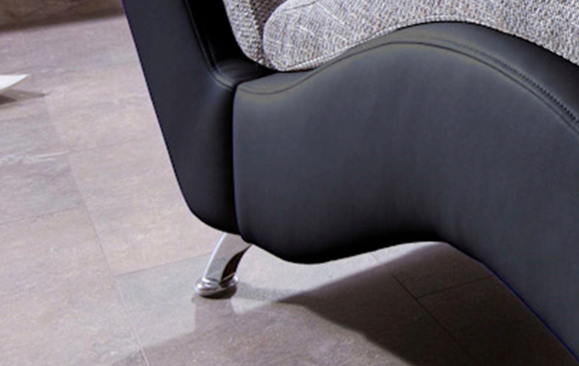 Home affaire Relaxliege »Vengo 2, moderne Solitär Relaxpolsterliege, bequem und elegant« mit Kopfkissen, Mattenoptik auf Korpus