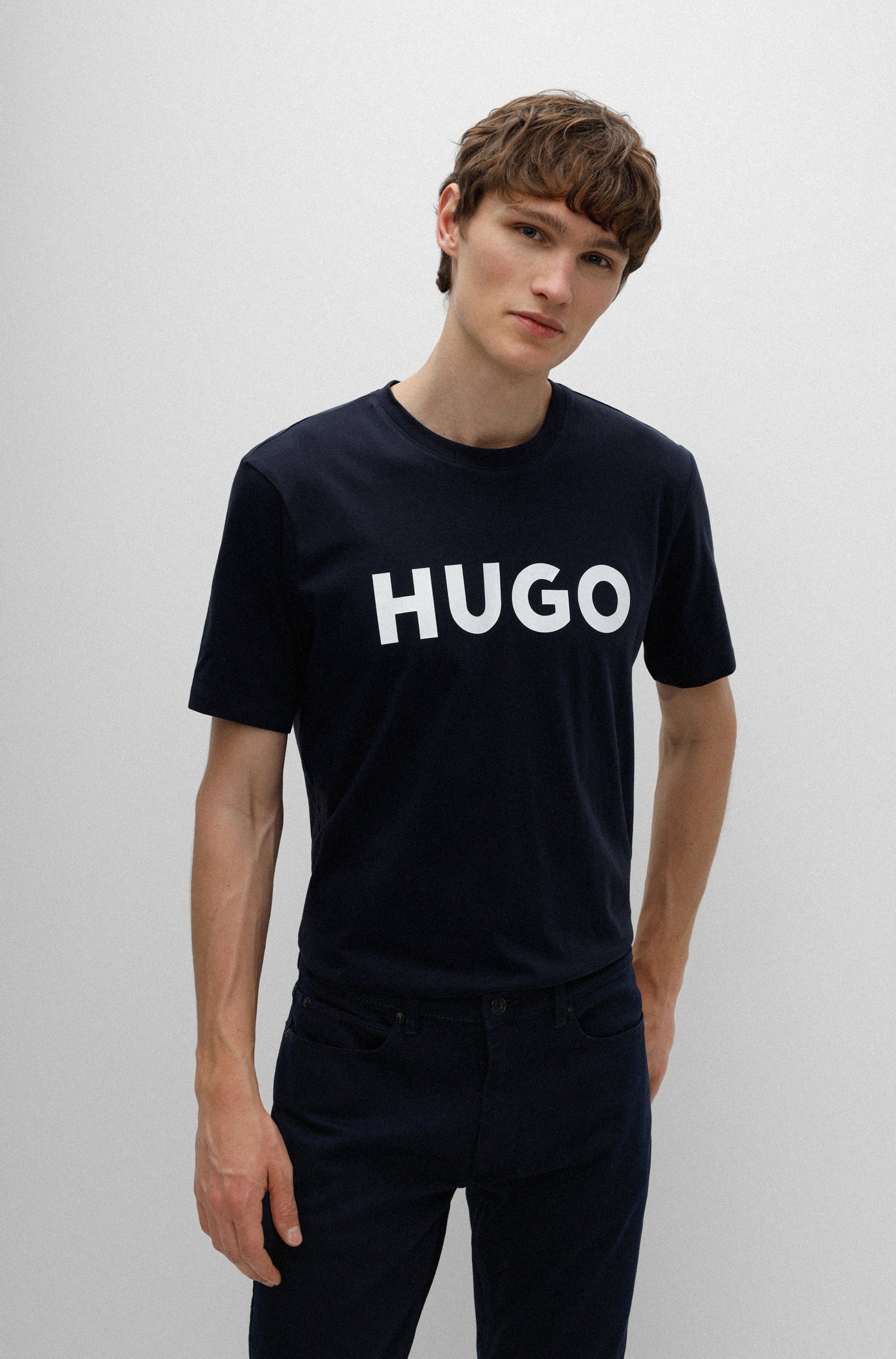 HUGO T-shirt »Dulivio« Rundhalsausschnitt, Regular Fit, Must have Basic