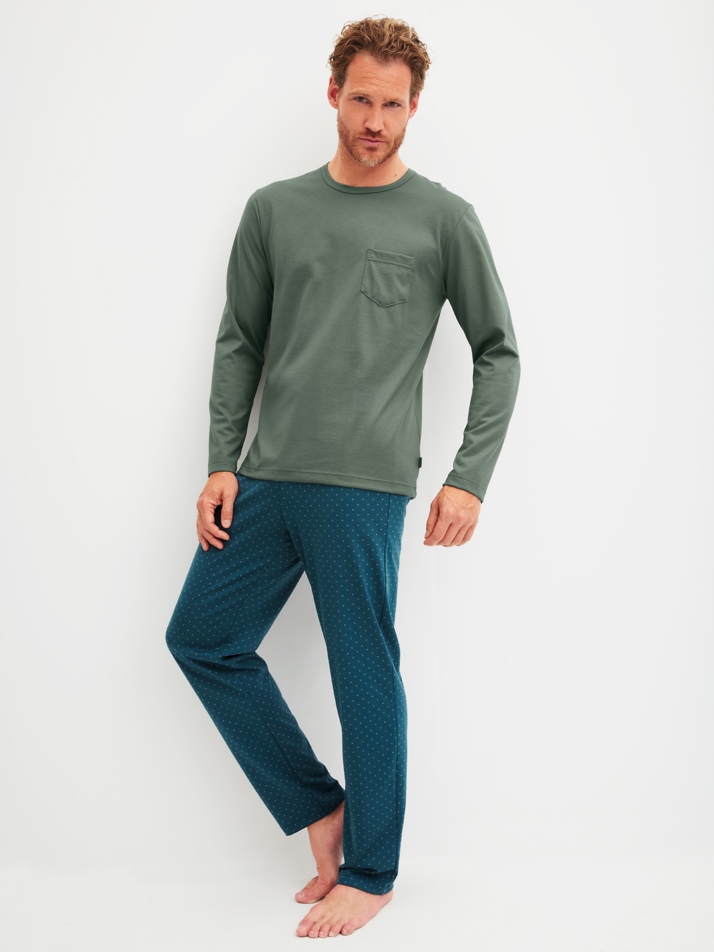 CALIDA Schlafanzug »Relax Imprint 2« 2 tlg. Langarm-Shirt & Hose mit geradem Bein
