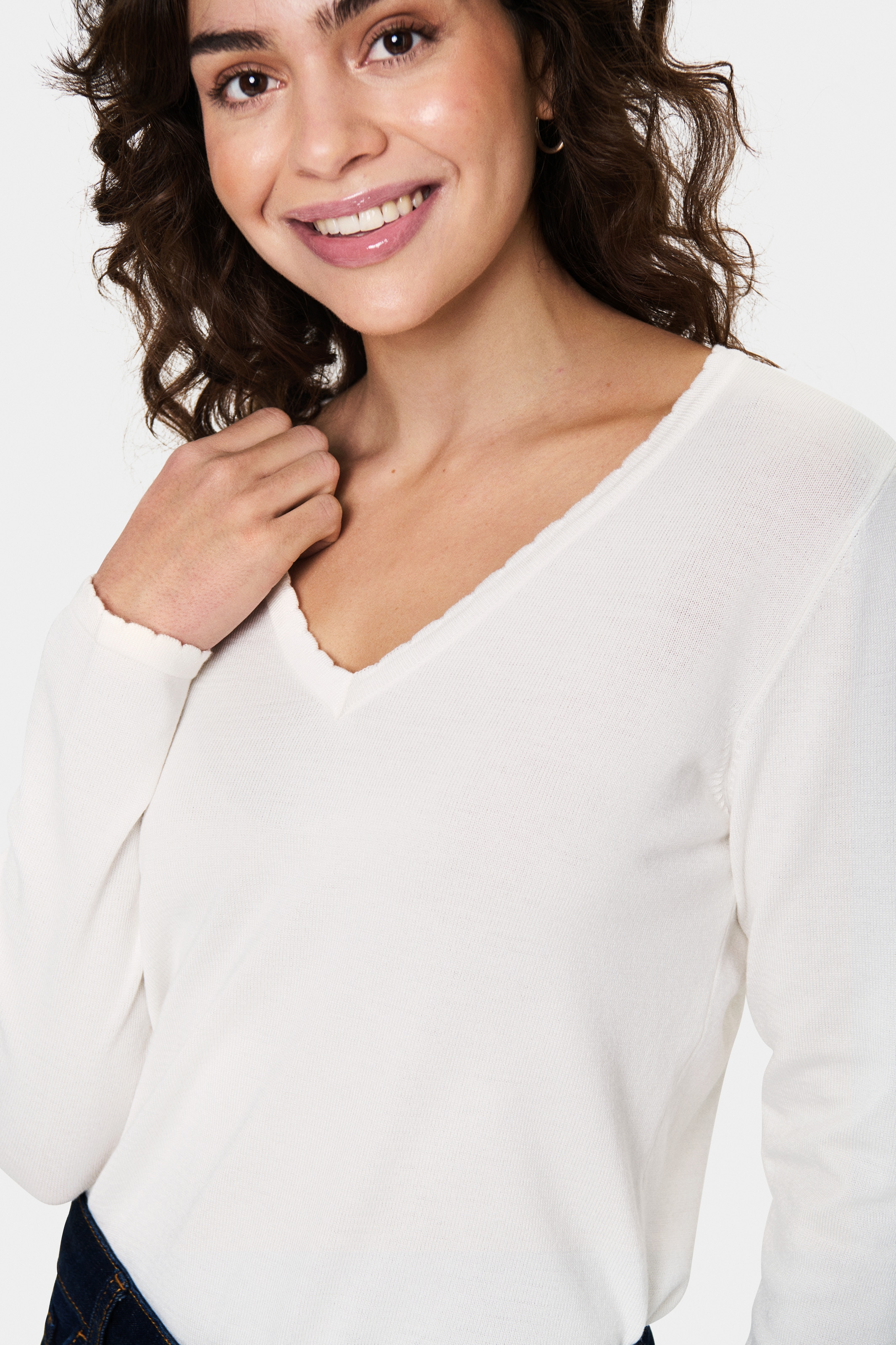 Saint Tropez Strickpullover »MilaSZ LS V-Neck Pullover« Viskosemischung, Regular fit