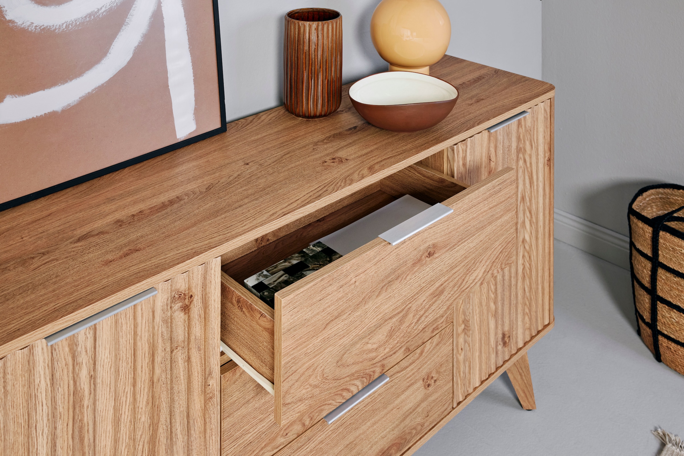 Jahnke Sideboard »WAVE SB 150« 1 Stk. tlg. Sideboard, Retro-Stil, Front in Wellendesign, Breite ca. 150 cm