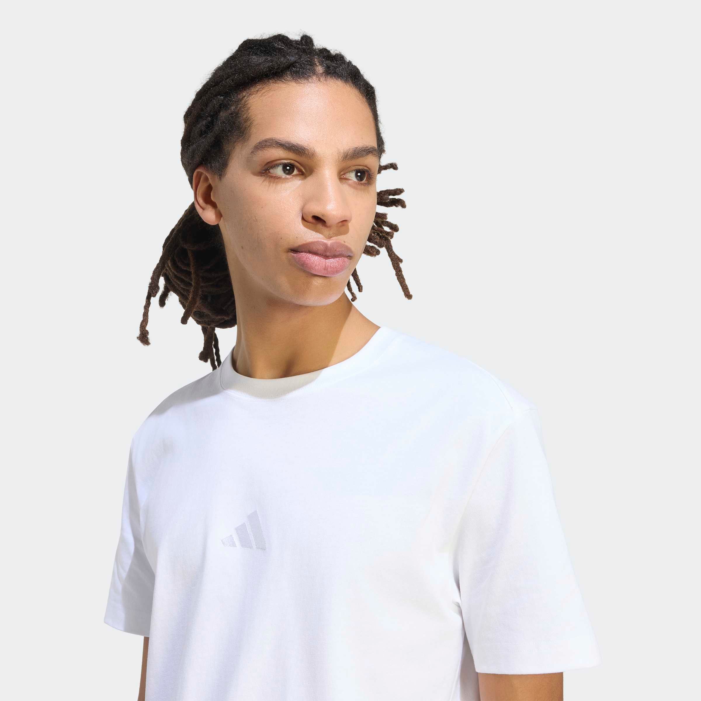 adidas Sportswear T-shirt »M AK SL TEE« avec col rond, sans fermeture, en coton, longueur normale