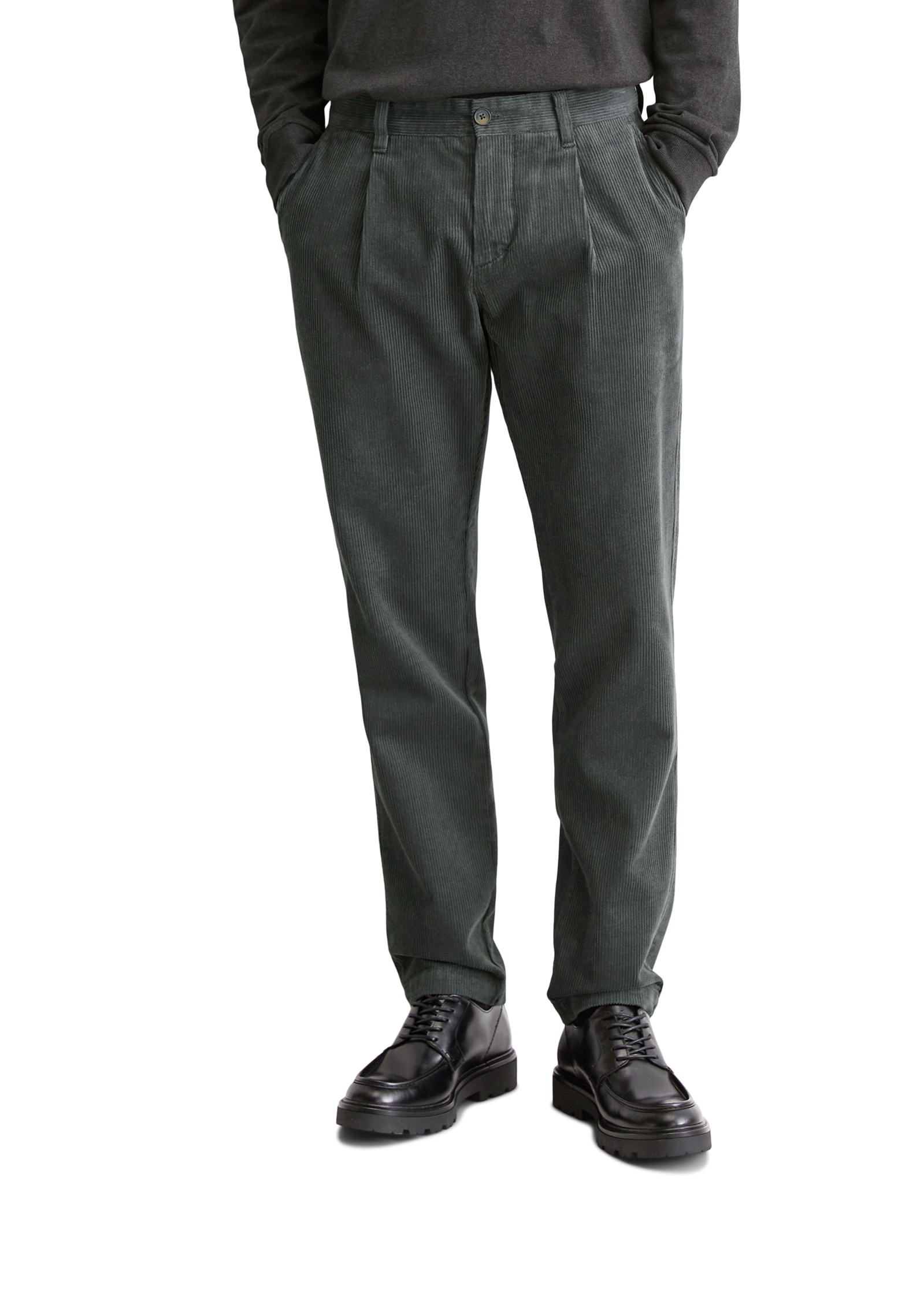 Image of Marc OPolo Cordhose "Osby Pleats" tapered fit, aus reiner Bio-Baumwolle