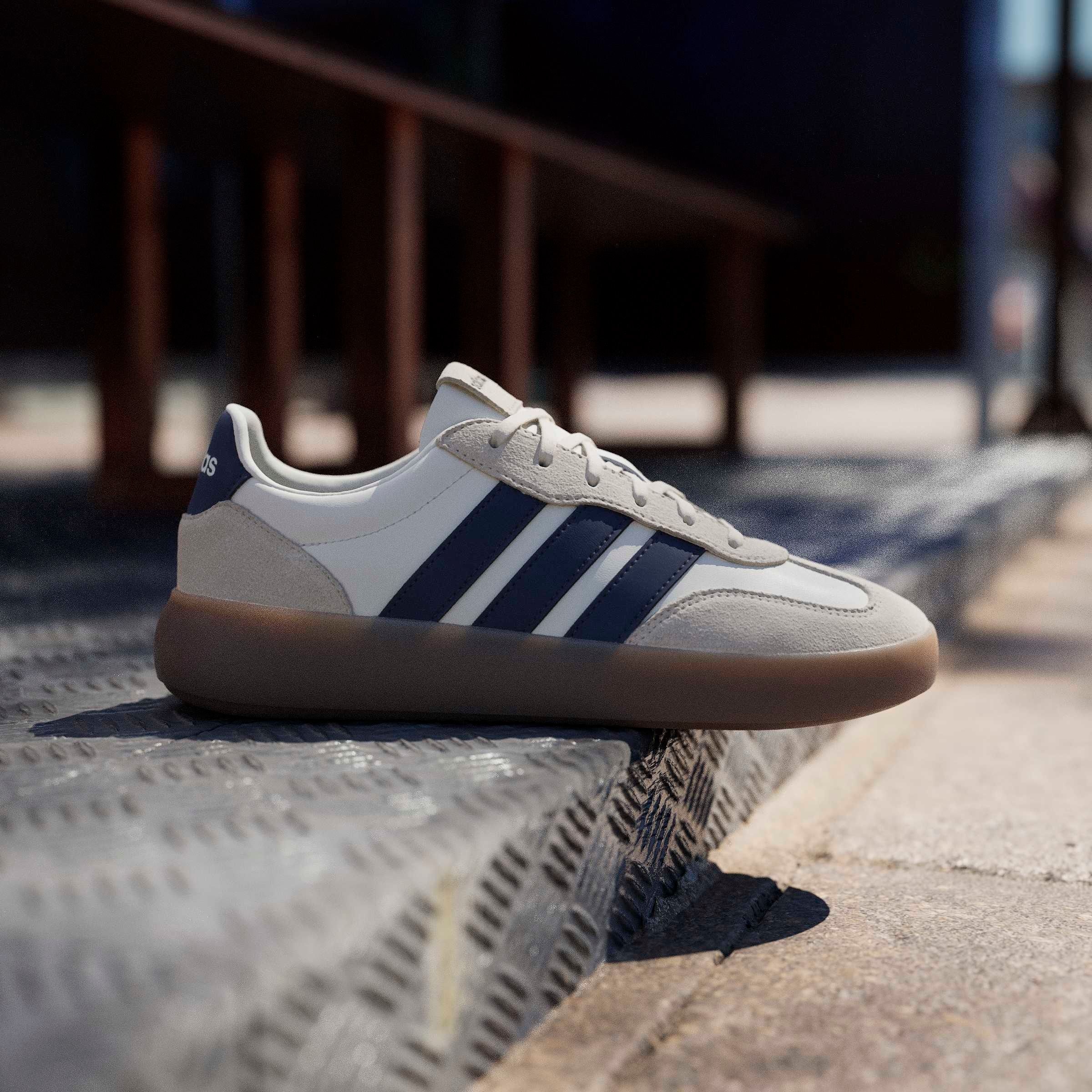 adidas Sportswear Sneakers »BARREDA DECODE«  inspiré du design de l’adidas handball spezial