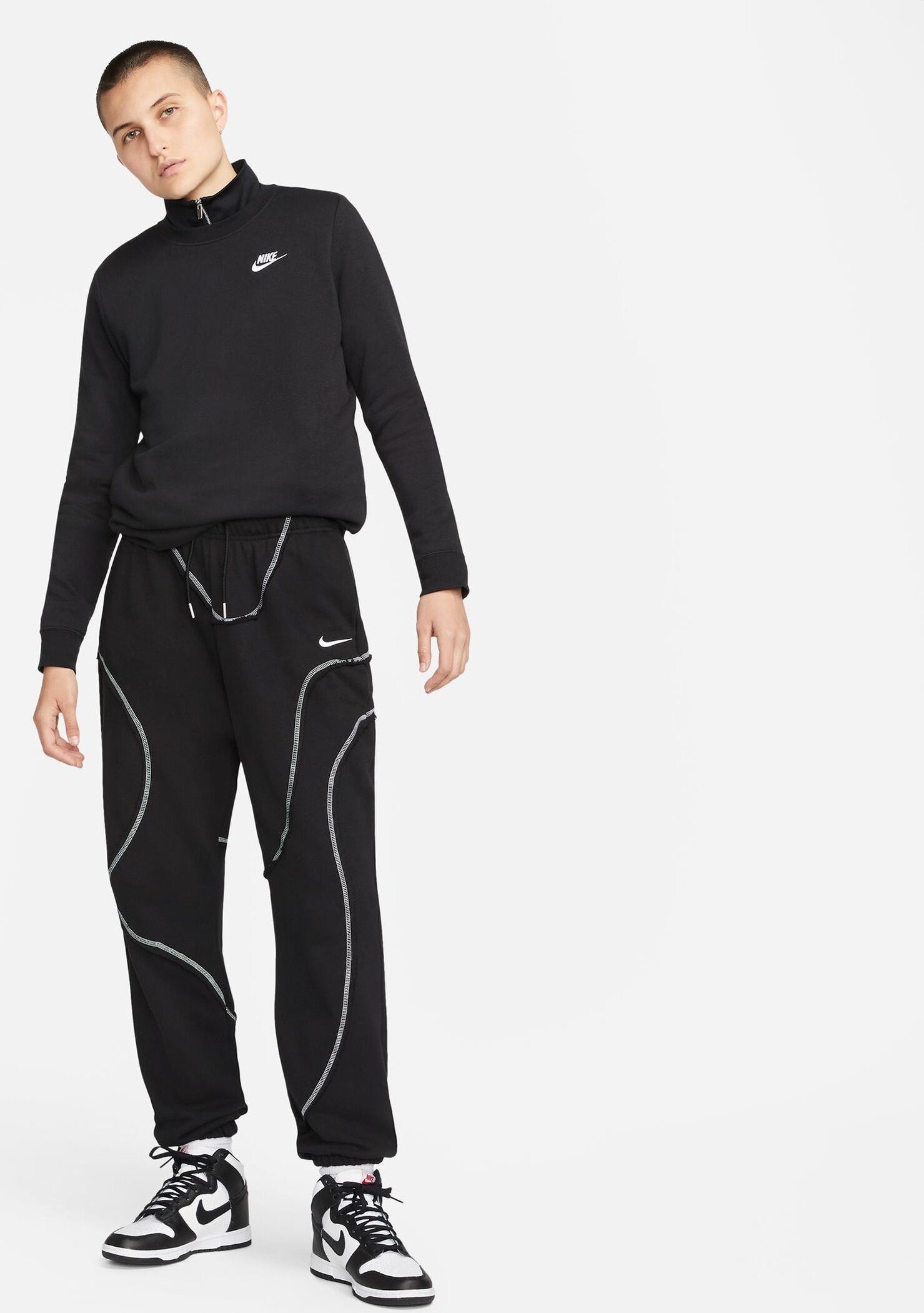 Nike Sportswear Sweatshirt »CLUB FLEECE WOMEN'S CREW-NECK SWEATSHIRT«