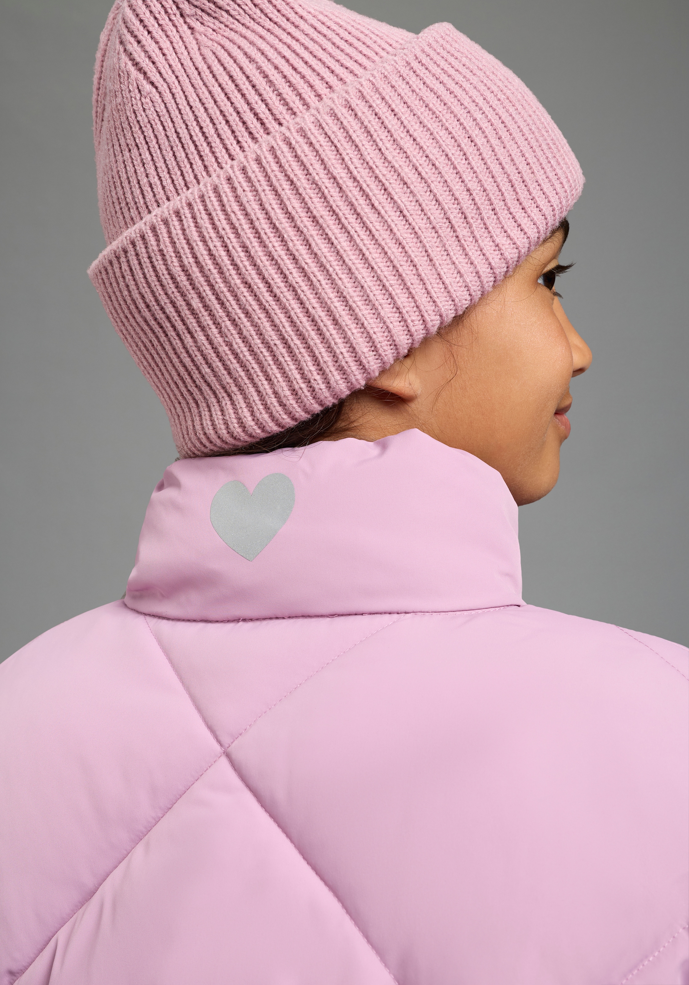 H.I.S Veste d'extérieur »Winter-Steppjacke mit Herzreflektor von H.I.S« Veste chaude avec matelassage à la mode, détails réfléchissants
