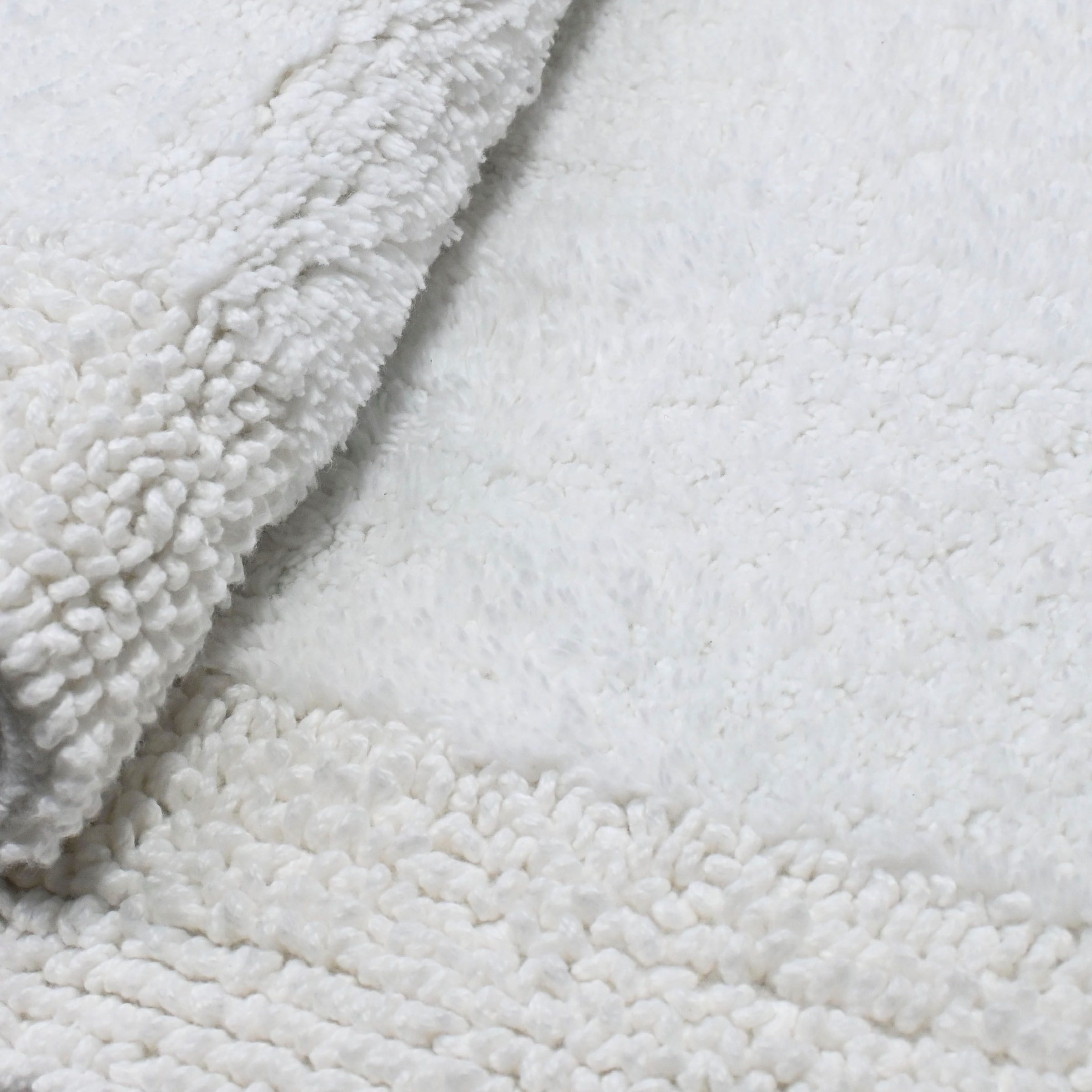 my home Badematte »Kapra, Badvorleger, Badezimmer Teppich« Höhe 14 mm beidseitig nutzbar | fussbodenheizungsgeeignet | strapazierfähig mit Bordüre, Badteppich, Badematte, Baumwolle