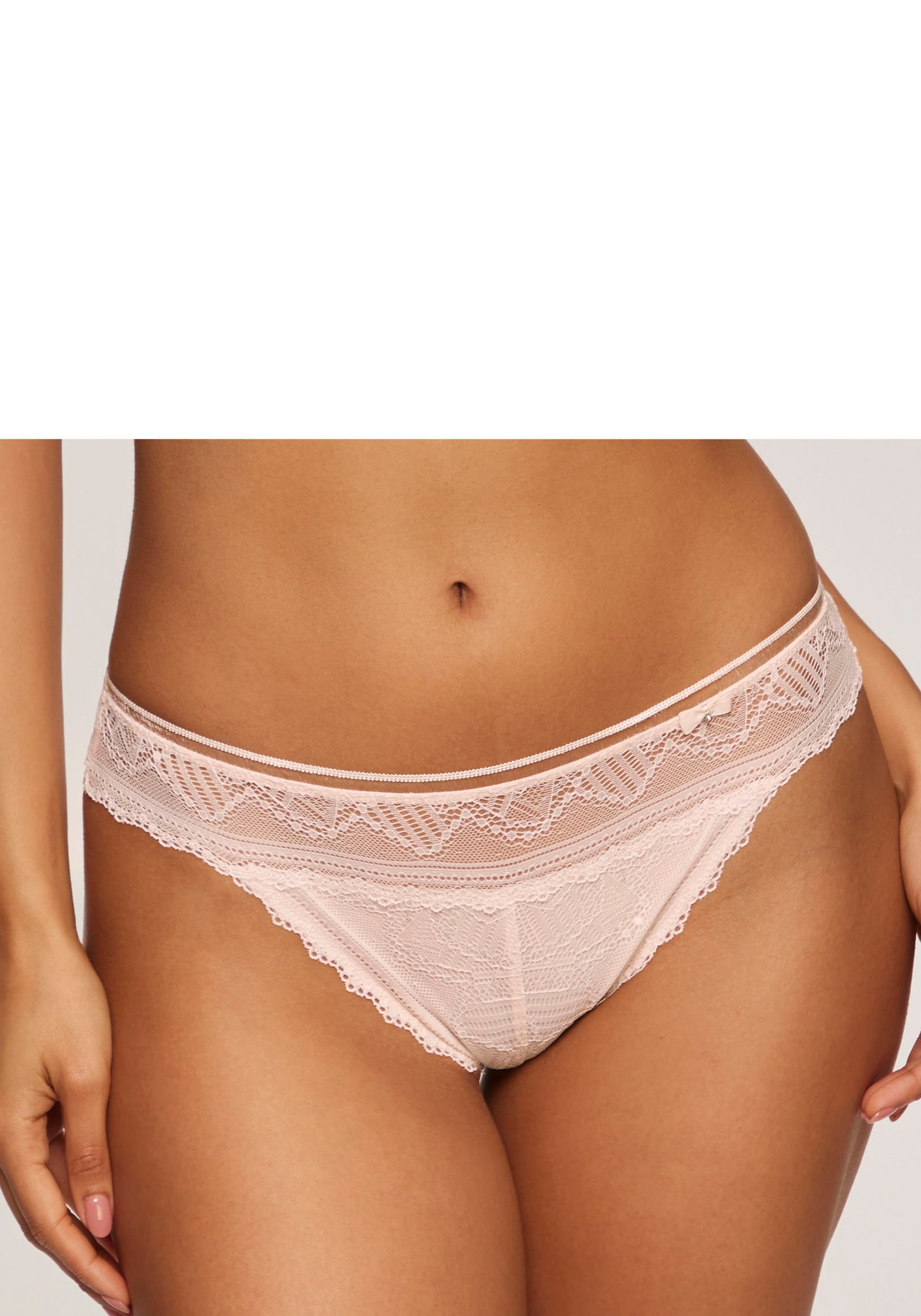 Image of LASCANA String "Tiziana" aus dekorativer Spitze und weichem Microtouch-Material