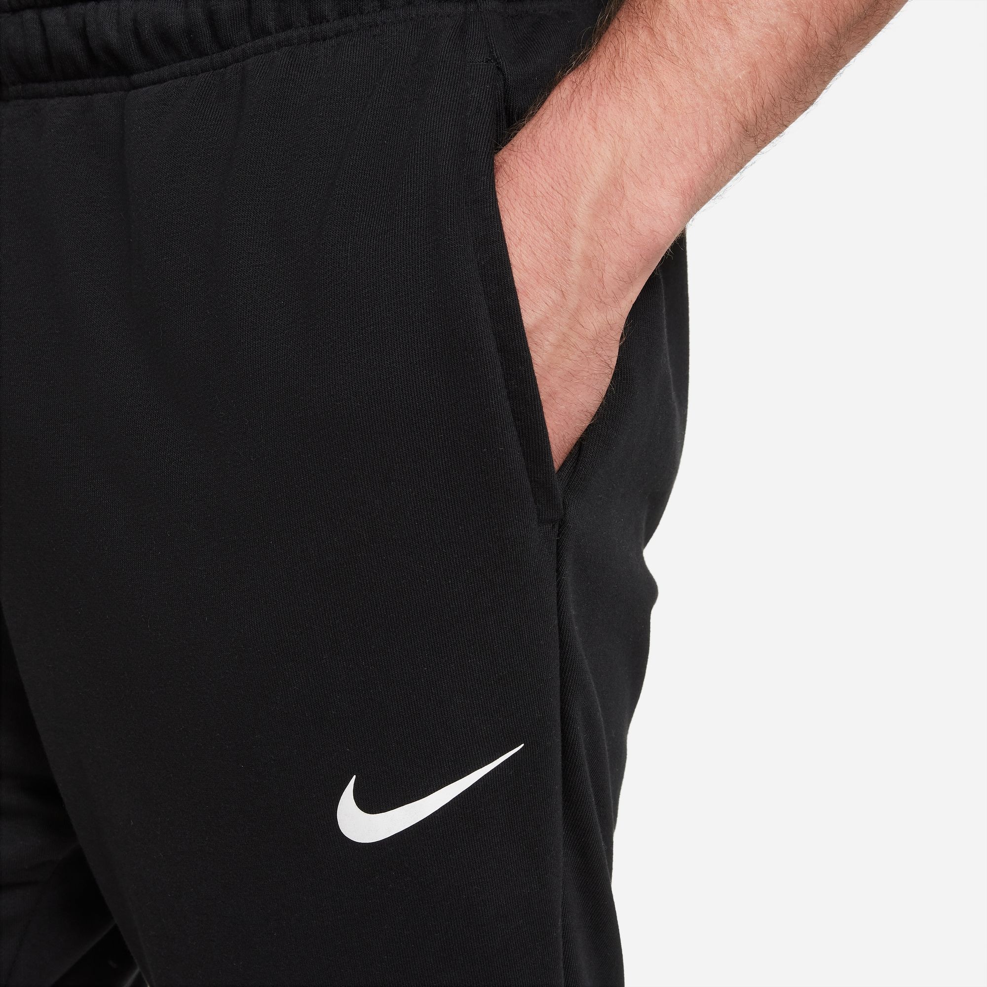 Nike Trainingshose »DRI-FIT MEN'S TAPERED TRAINING PANTS«