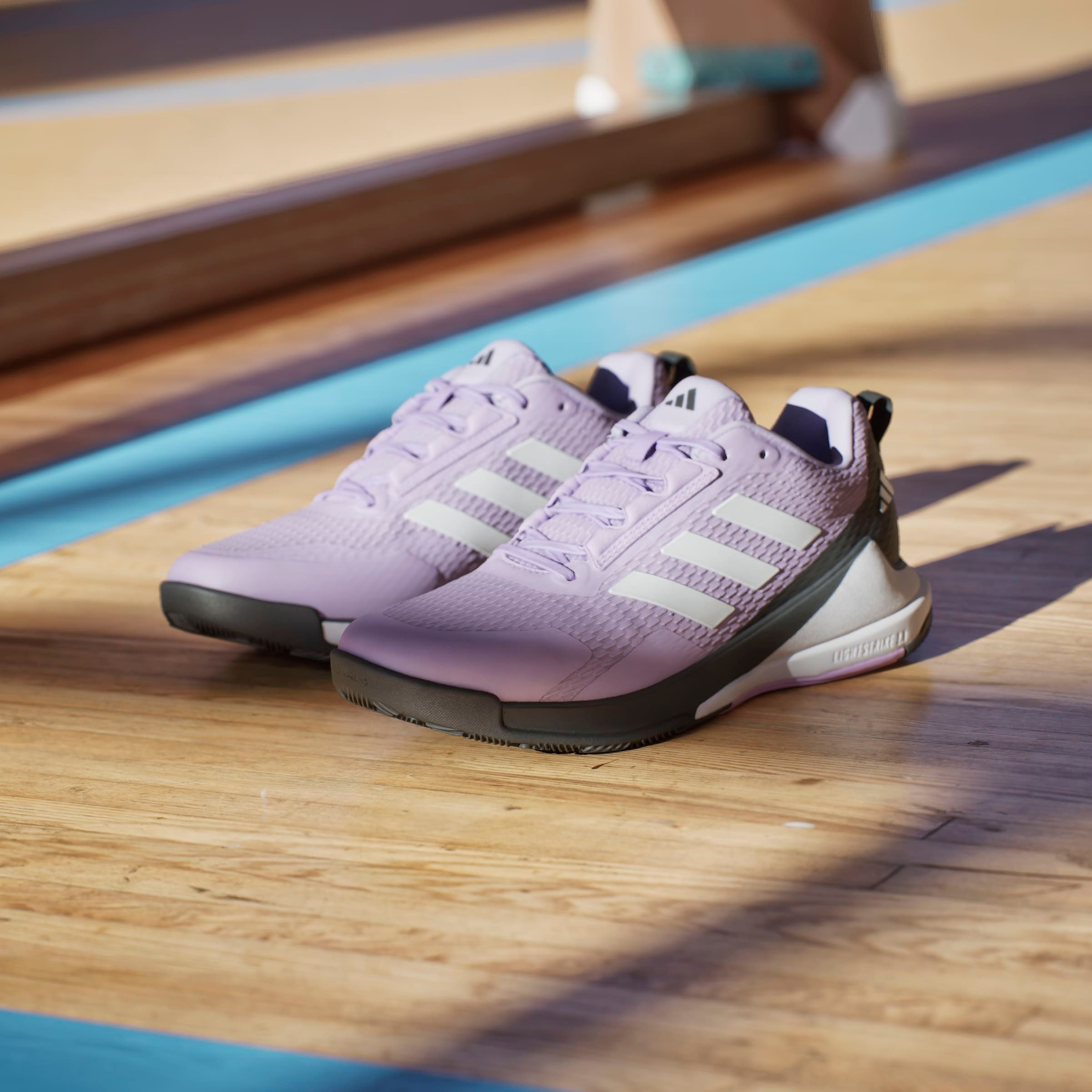 adidas Performance Hallenschuh »NOVAFLIGHT 2 INDOOR«, besonders geeignet für Handball und Volleyball