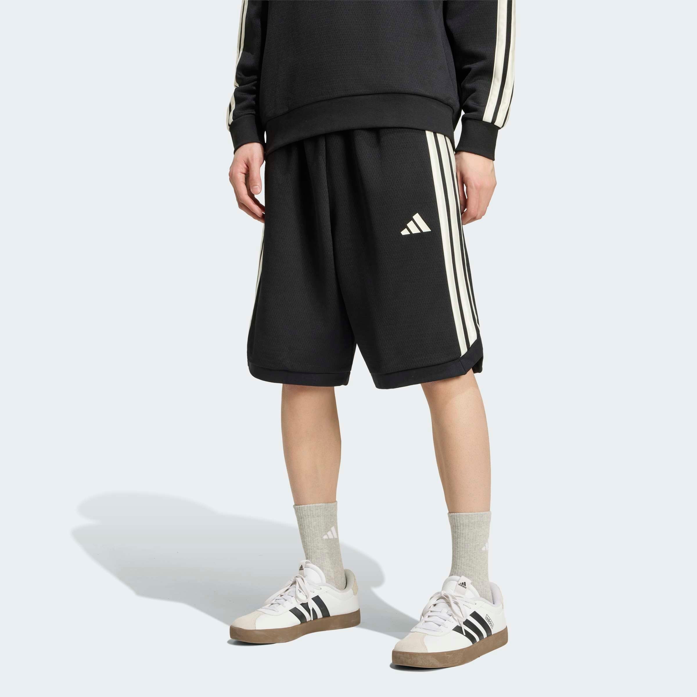 Image of adidas Sportswear Shorts "STADIUM" normal-weite Passform, sportlich, aus Polyester, ohne Verschluss