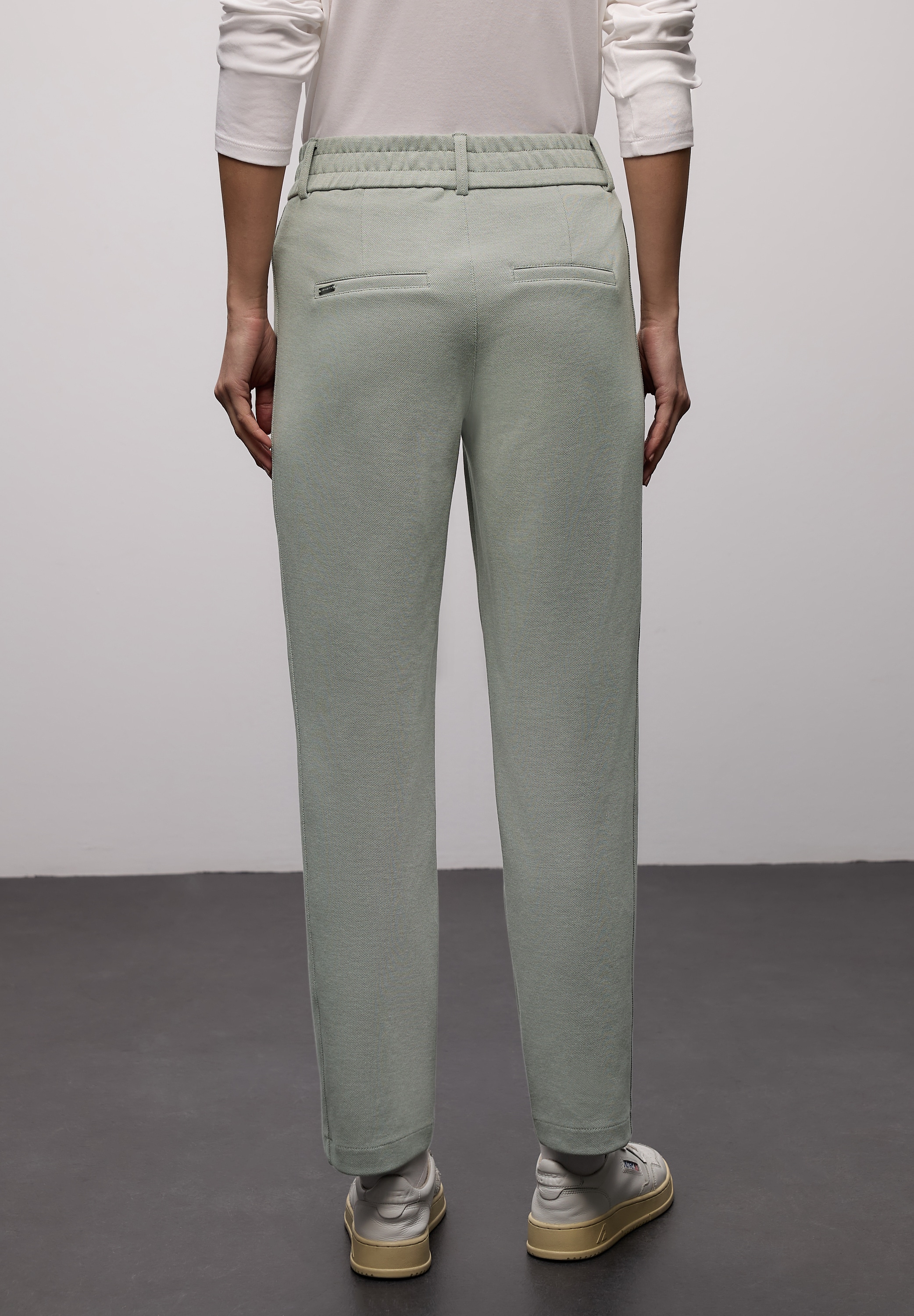 STREET ONE Stoffhose »Style Bonny«  mit sportiven Tape Details