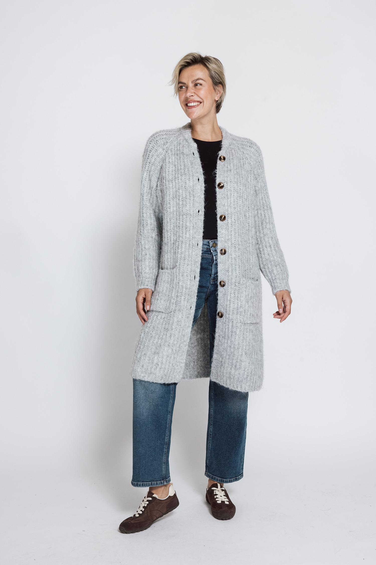 Zhrill Cardigan »CORINNA LONG« lockere Passform, unifarbenes Design, für lässigen Casual-Stil