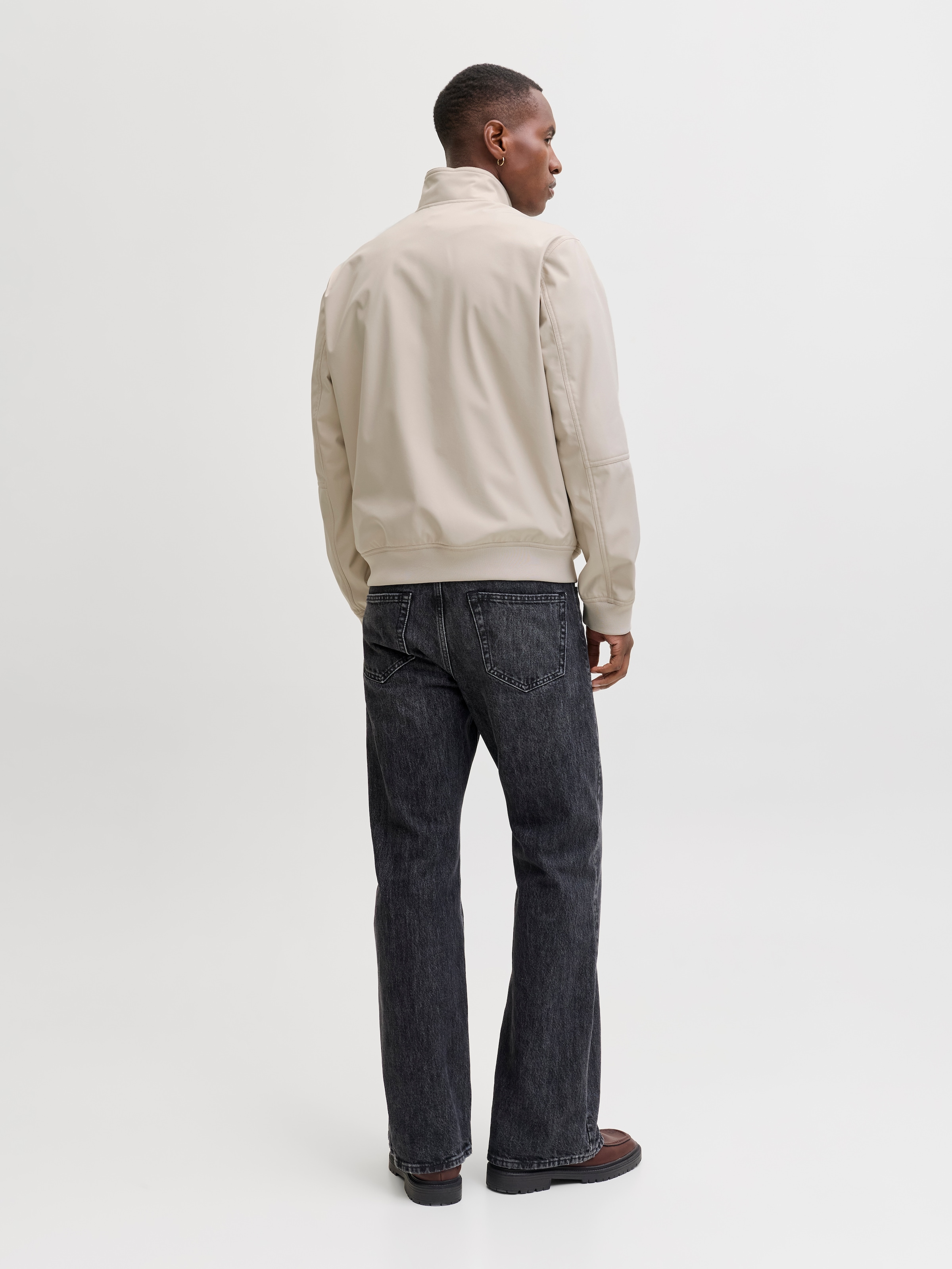 Jack & Jones Softshelljacke »JJEPARKER SOFTSHELL BOMBER SN« mit Brust-Reissverschluss