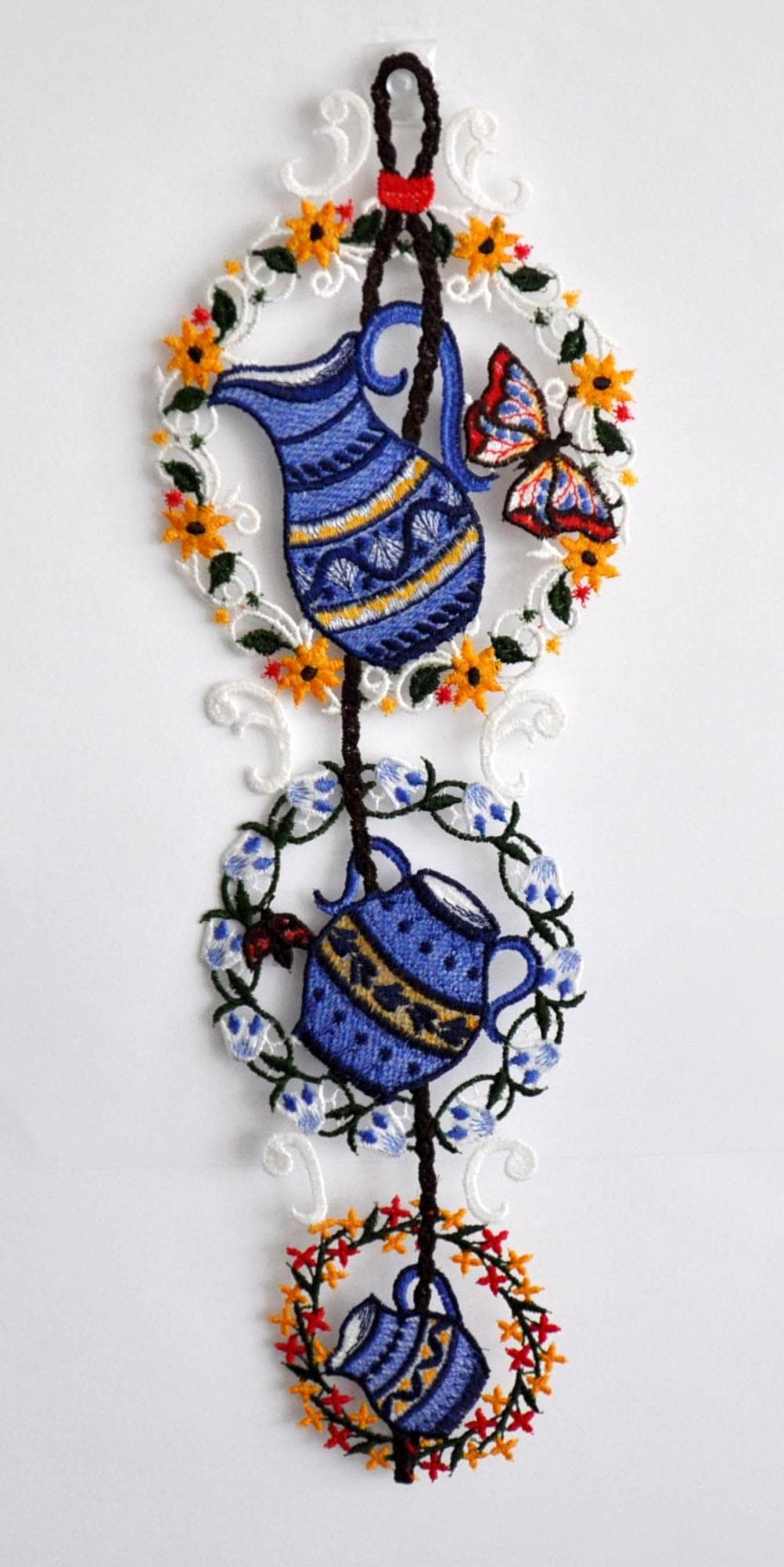 Image of Stickereien Plauen Fensterbild "Krüge"