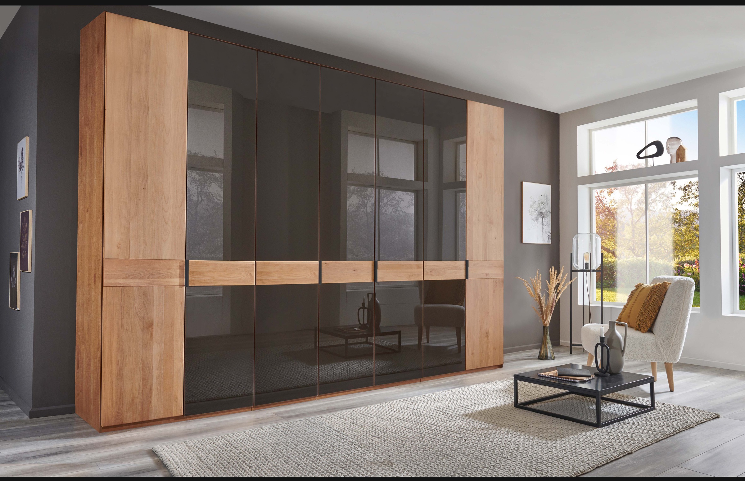 Image of WIEMANN Kleiderschrank "Cardiff, Massivholztüren in Kombination mit Glas- oder Spiegeltüren" 4 Breiten, 2 Höhen 216/236cm auswählbar, hochwertiges Design in langlebiger Qualität, viel Stauraum