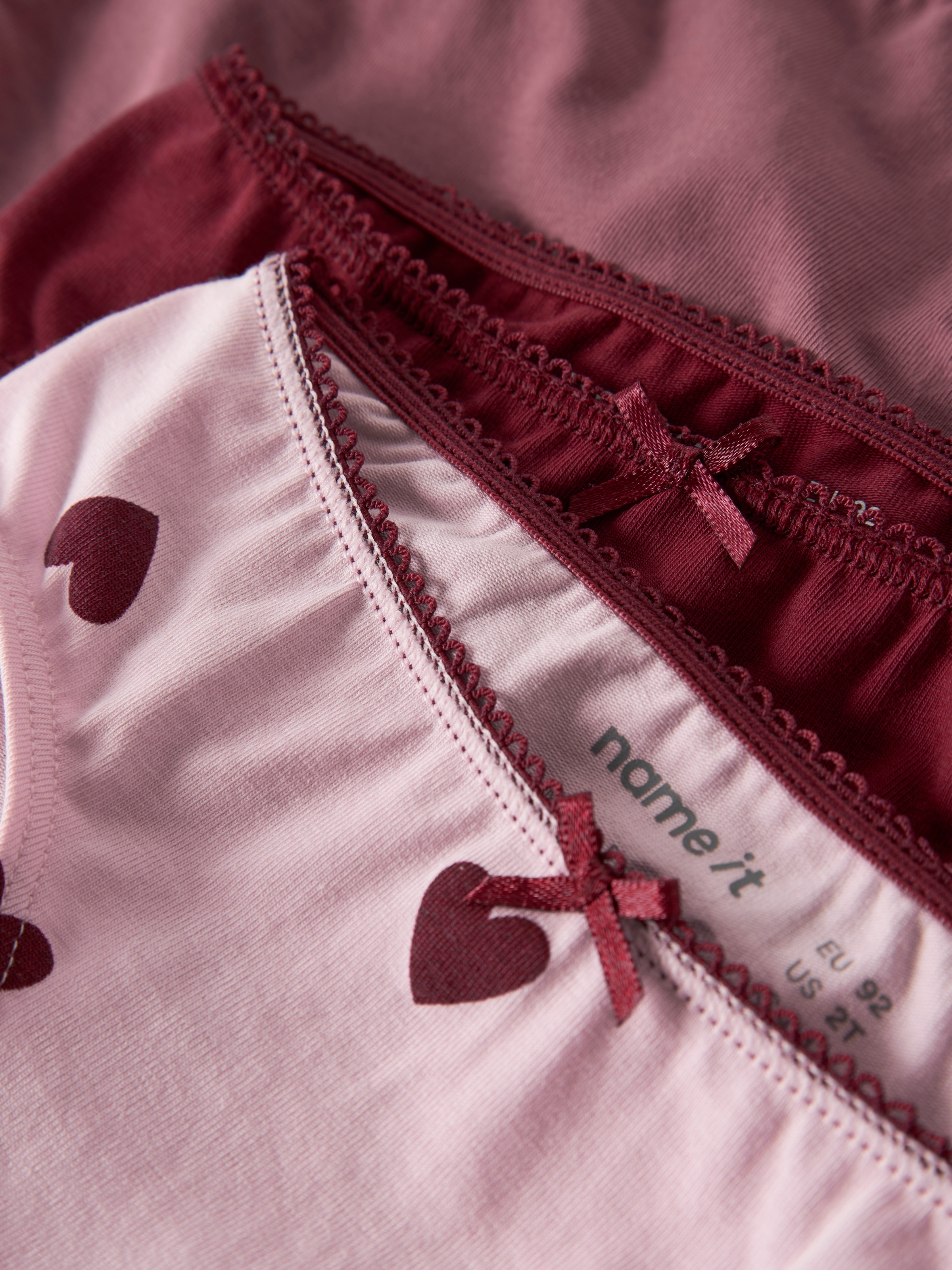 Name It Slip »NMFBRIEFS 3P CUTIE HEART« Paquet, 3 cuis mélange de coton, 2x uni et 1x imprimé dans le lot