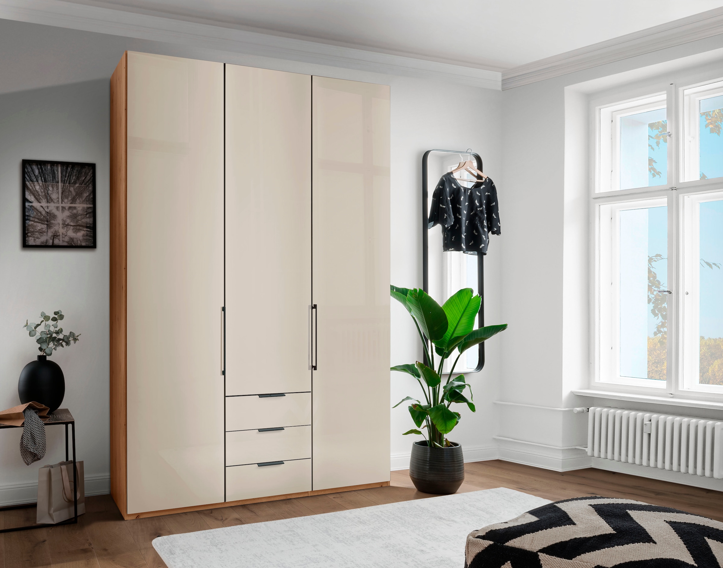 WIEMANN Drehtürenschrank »Monaco« mit Glasfront sowie hochwertigen Beschlägen inkl. Dämpfung