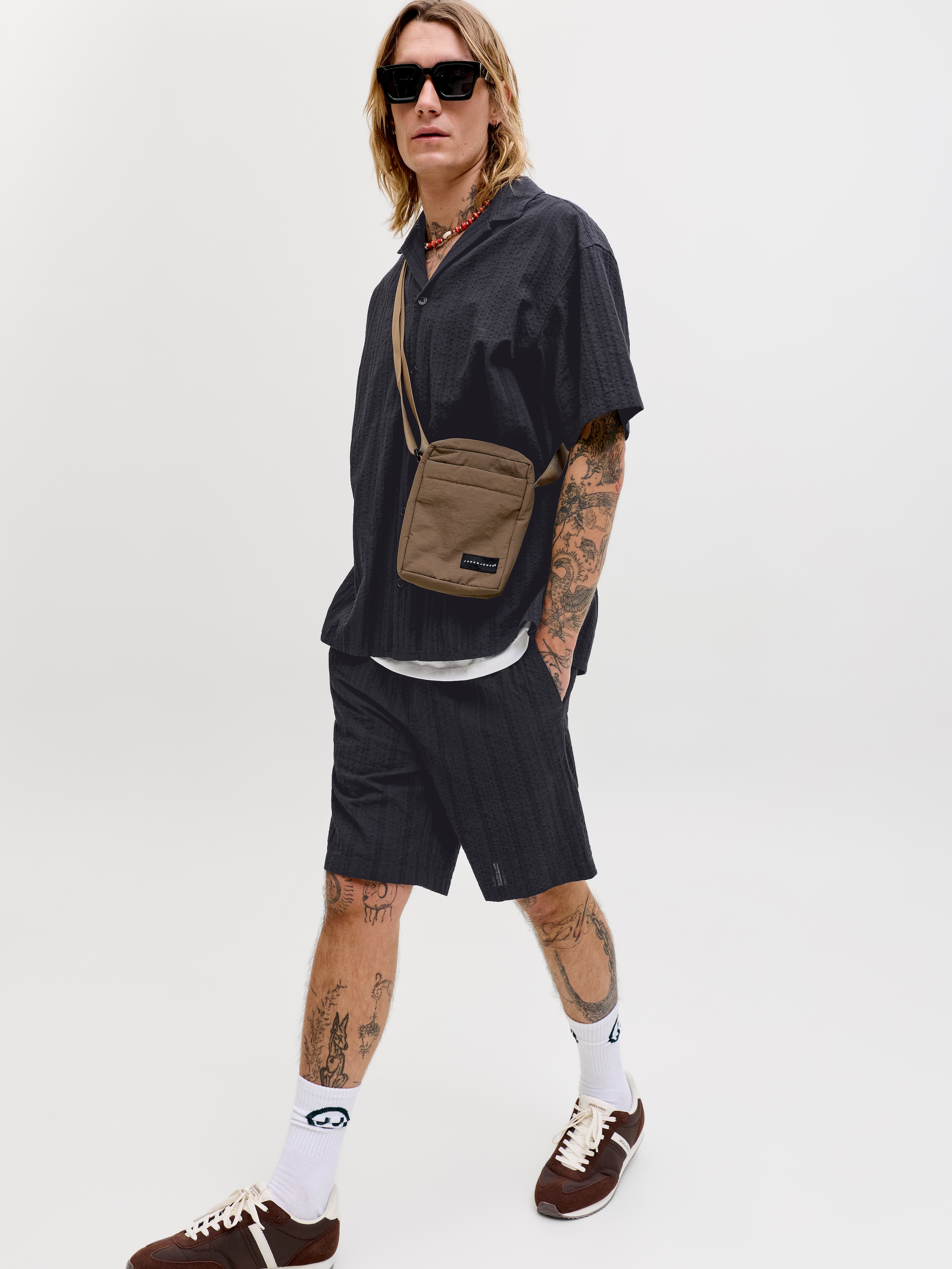 Jack & Jones Shorts »JPSTJAIDEN TYSON JOGGER SHORT SRT SN«  Baumwolle, regular fit