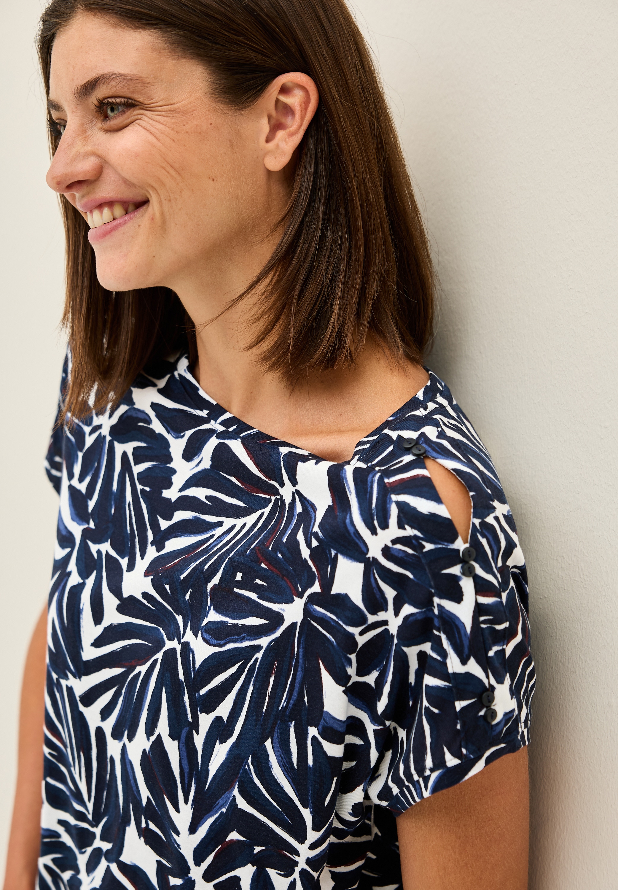 Cecil T-Shirt, mit Knopfdetail an den Schultern und grafischem Print