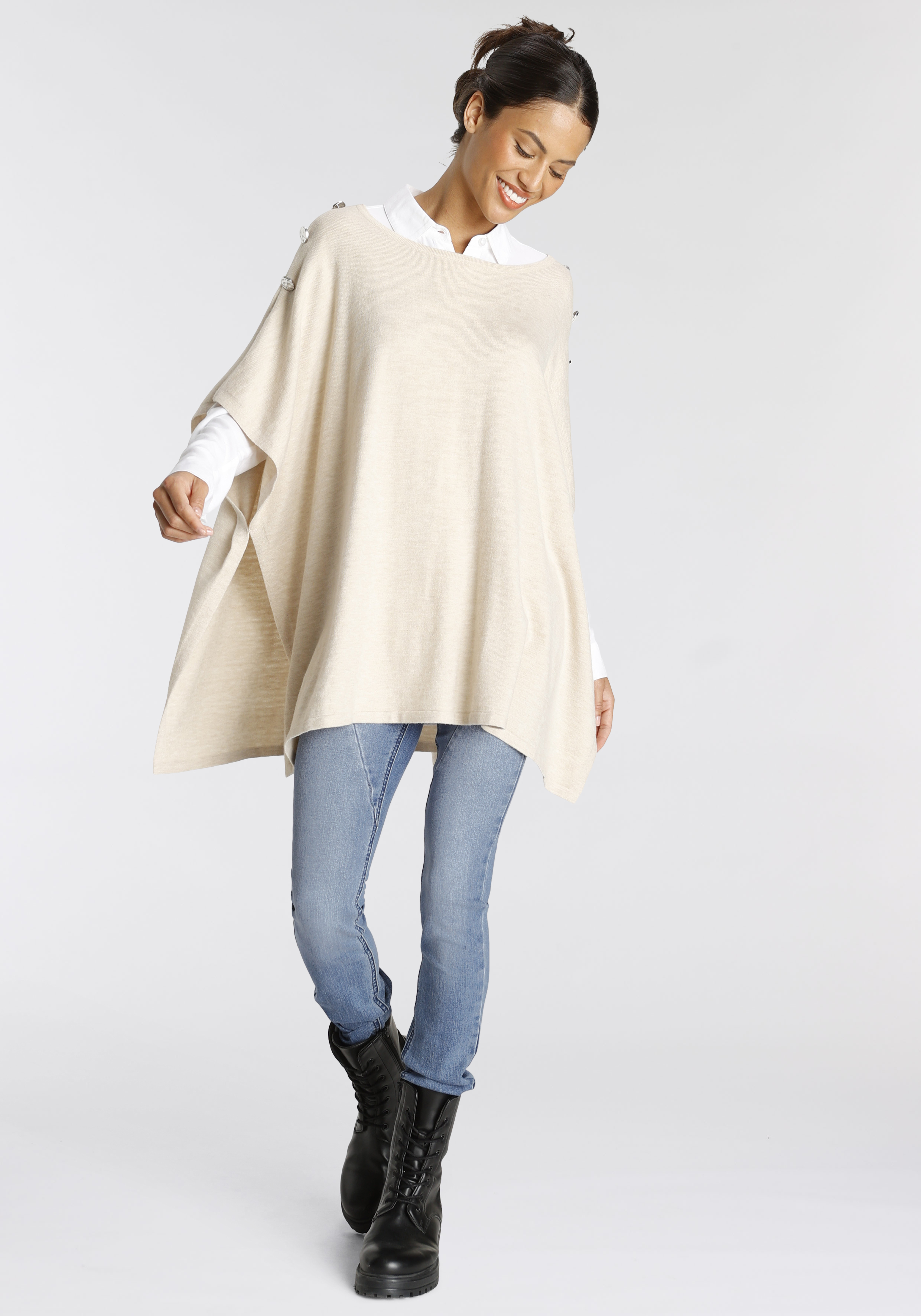 Strickcape, NEUE KOLLEKTION