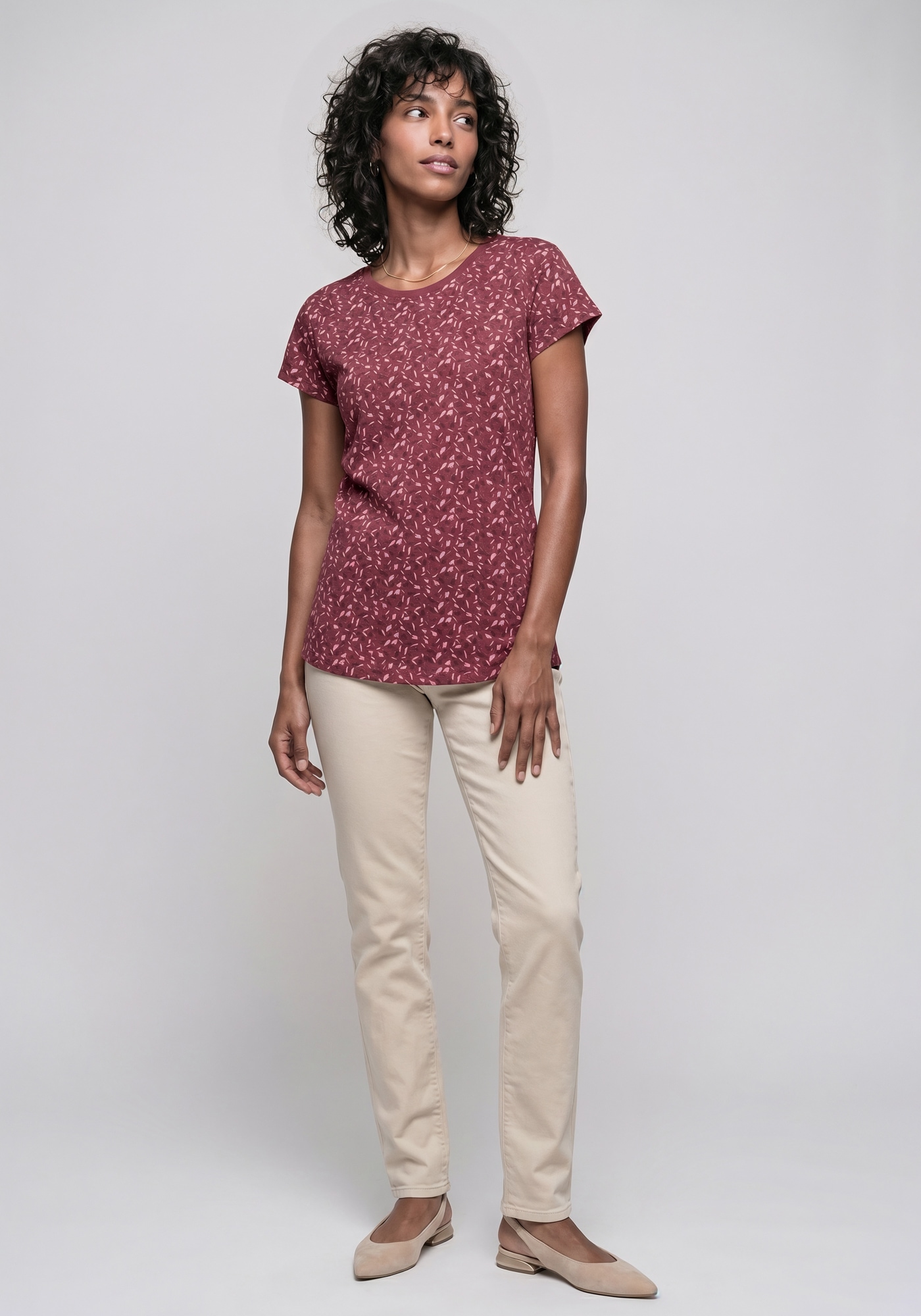 Alife & Kickin Rundhalsshirt »FelinaAK B« modisches Basic-Shirt mit Rundhals-Ausschnitt, rundem Saum und allover