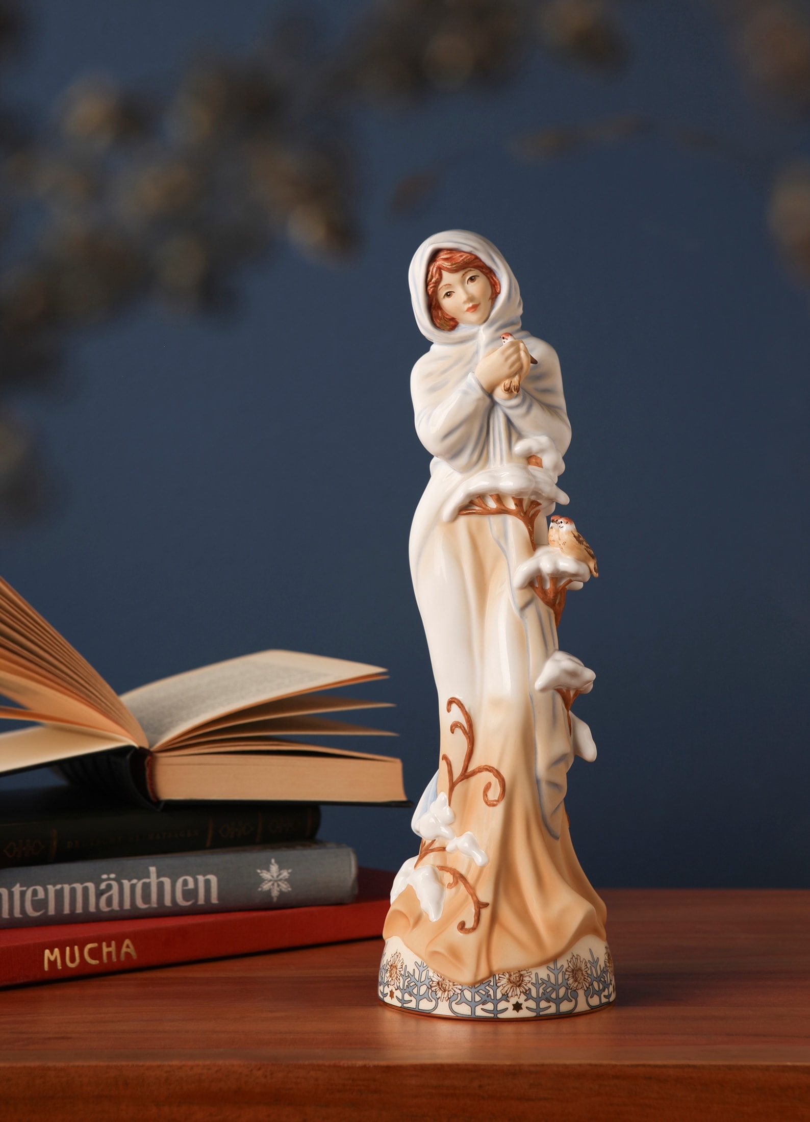Goebel Figurine à collectionner »Figur Alphonse Mucha - Winter«
