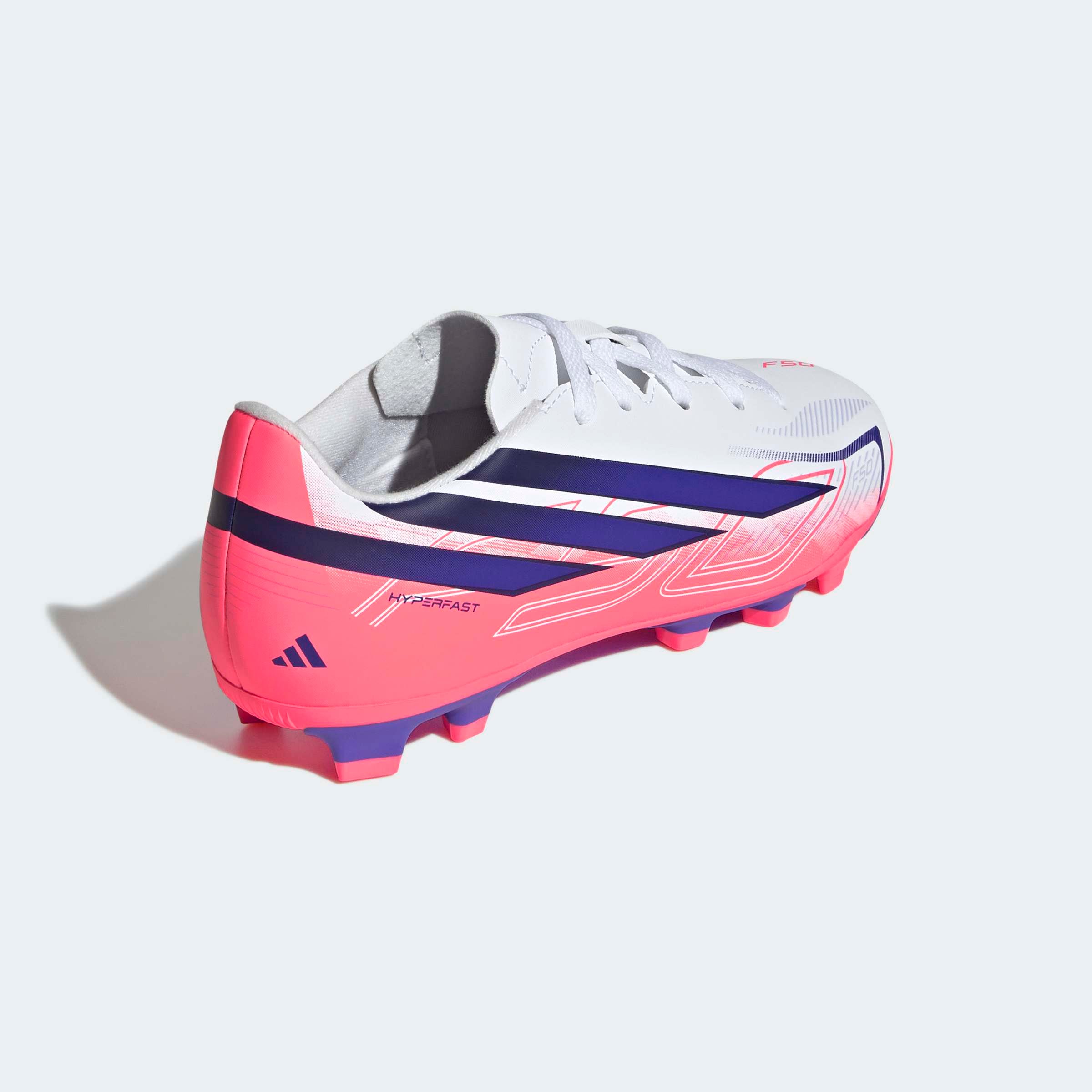 adidas Performance Chaussure de football »F50 HYPERFAST CLUB KIDS , FESTE BÖDEN/GEMISCHTE BÖDEN«  adapté à de nombreux types de sols, pour adolescents et enfants