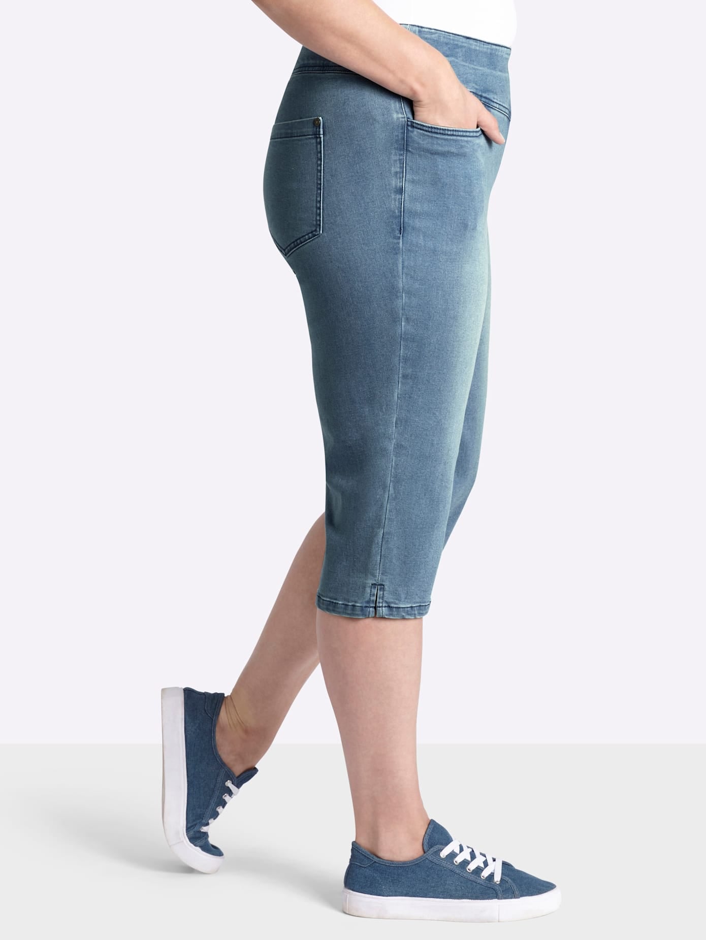 Sheego Caprijeans 1