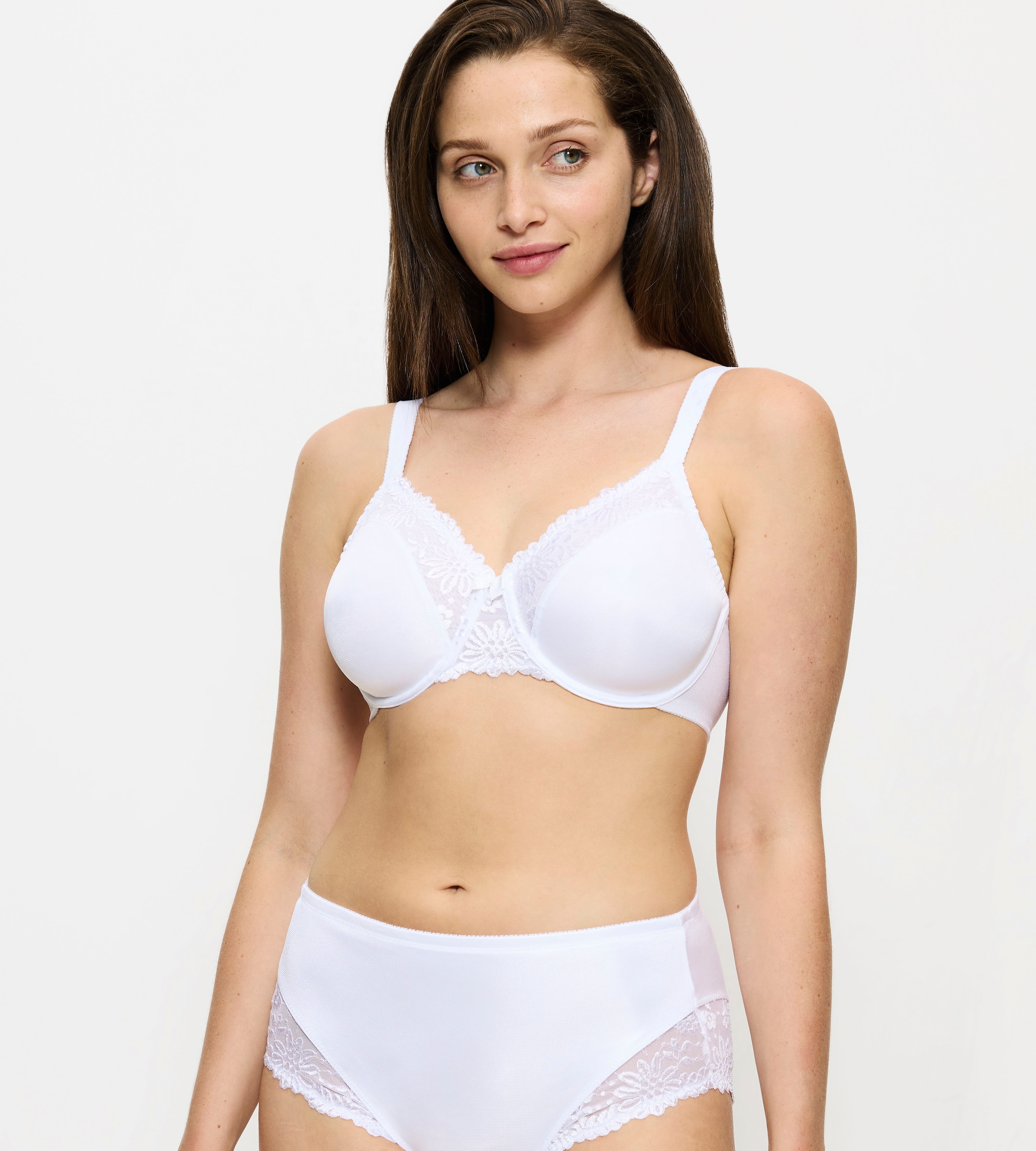 Image of Triumph Minimizer-BH "Ladyform Soft" verkleinert die Brust optisch um eine Cup-Grösse