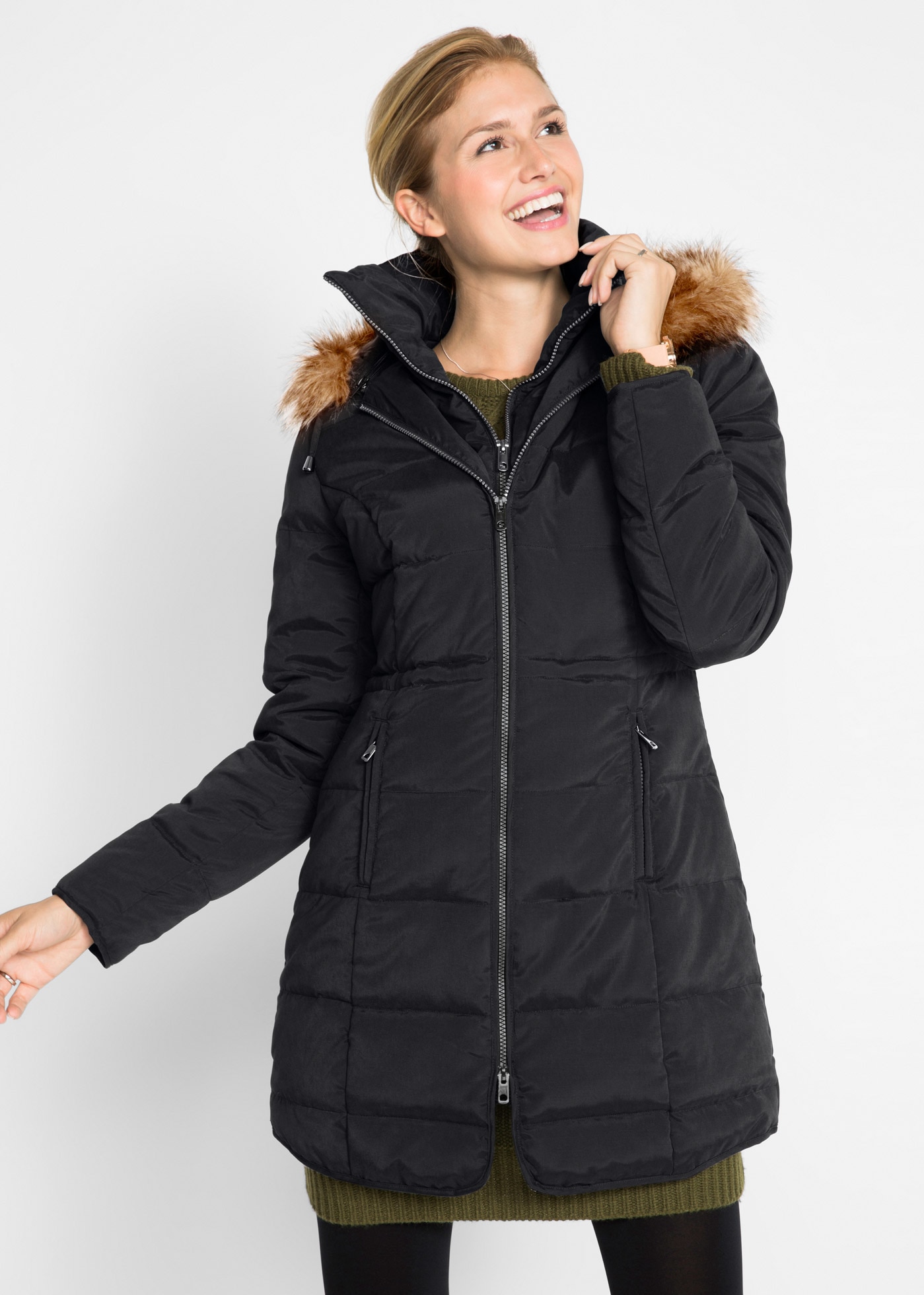 bonprix Veste matelassée »Steppjacke mit Kapuze, gefüttert« avec capuche Coupe régulière, avec capuche amovible à fausse fourrure