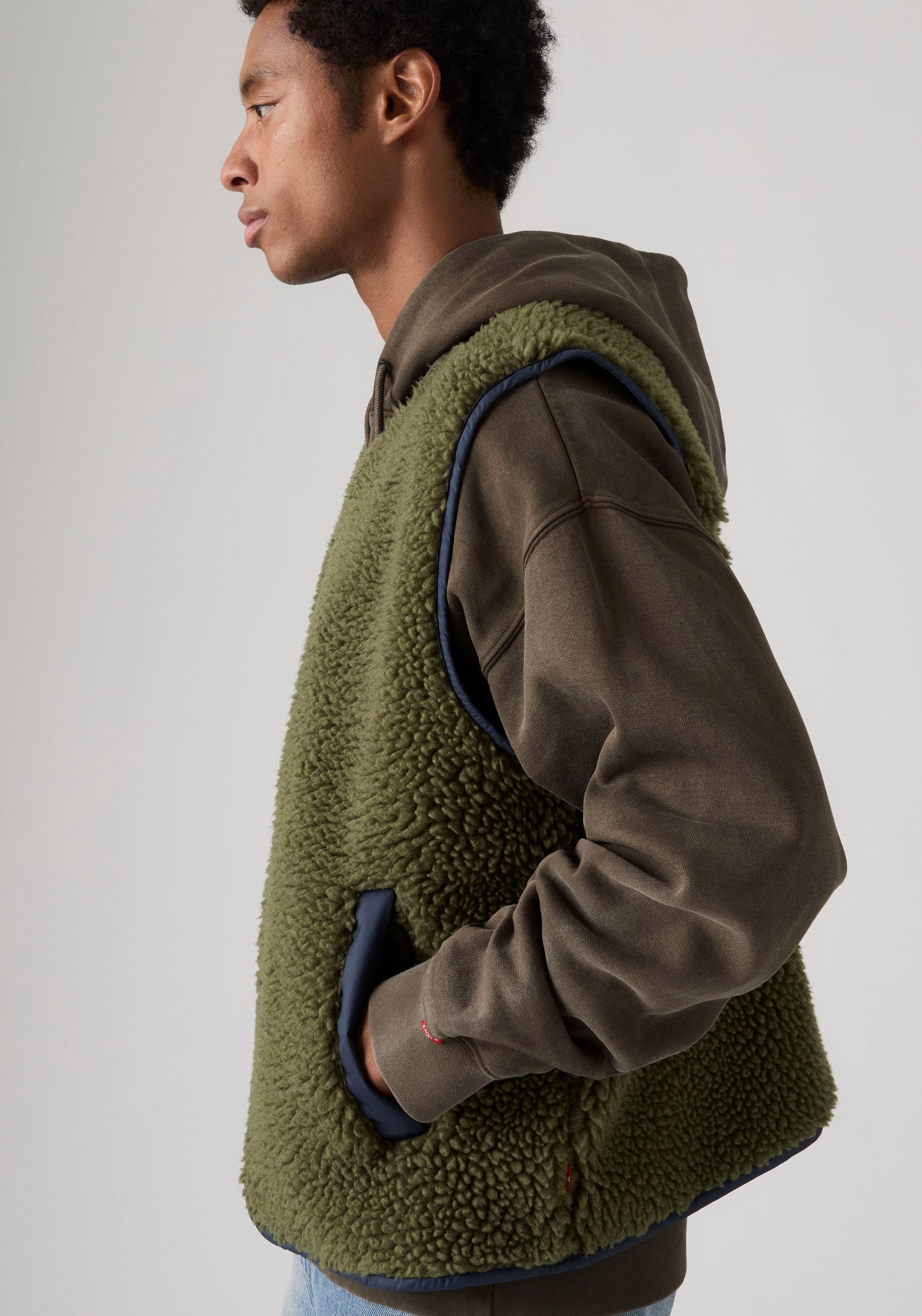 Levi's® Plüschweste »SEACLIFF SHERPA VEST« Bequeme Passform, praktischer Reissverschluss