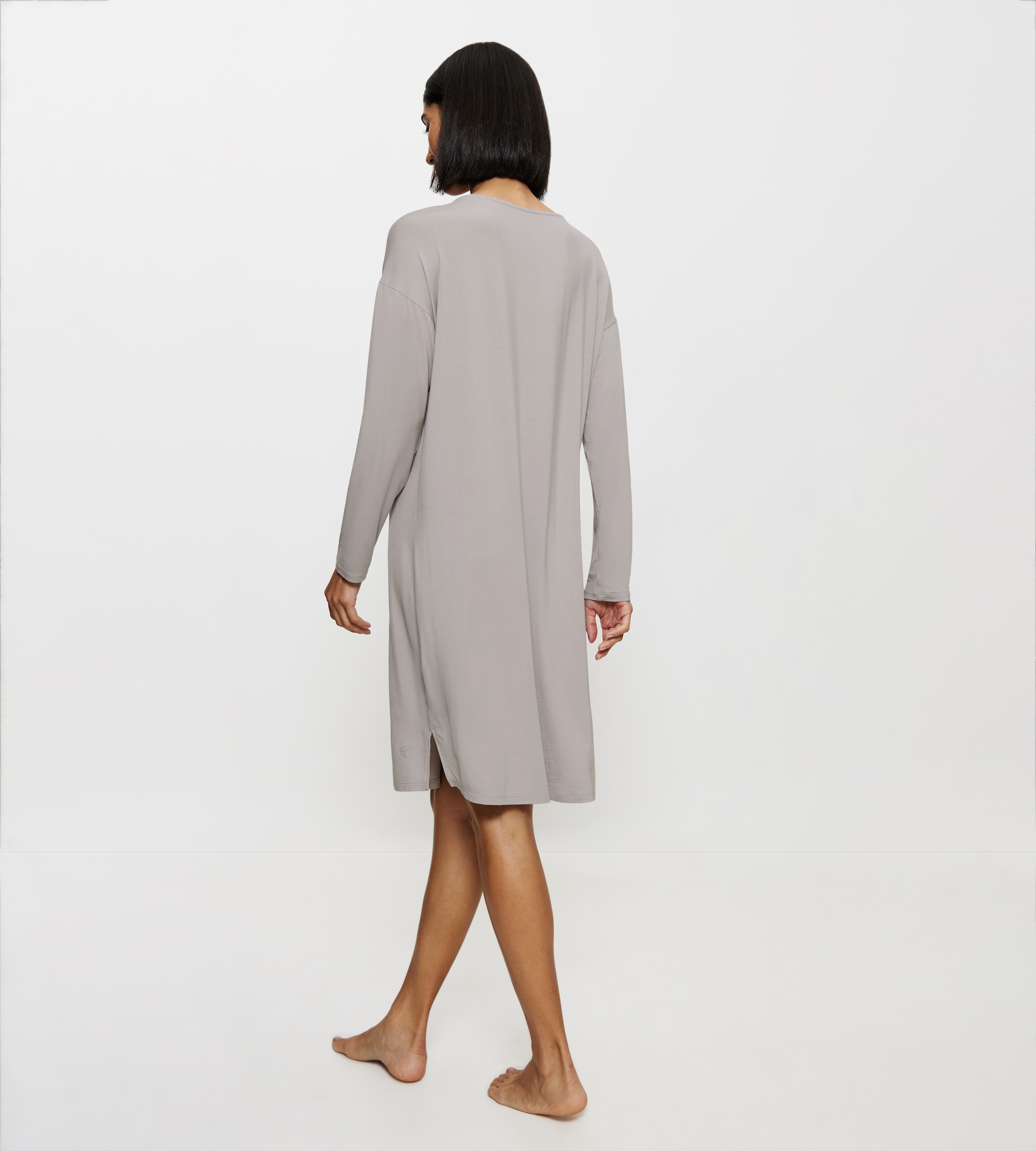 Triumph Chemise de nuit »Timeless Sensuality NDK LSL« Sans poches atumgsaktiv und weich