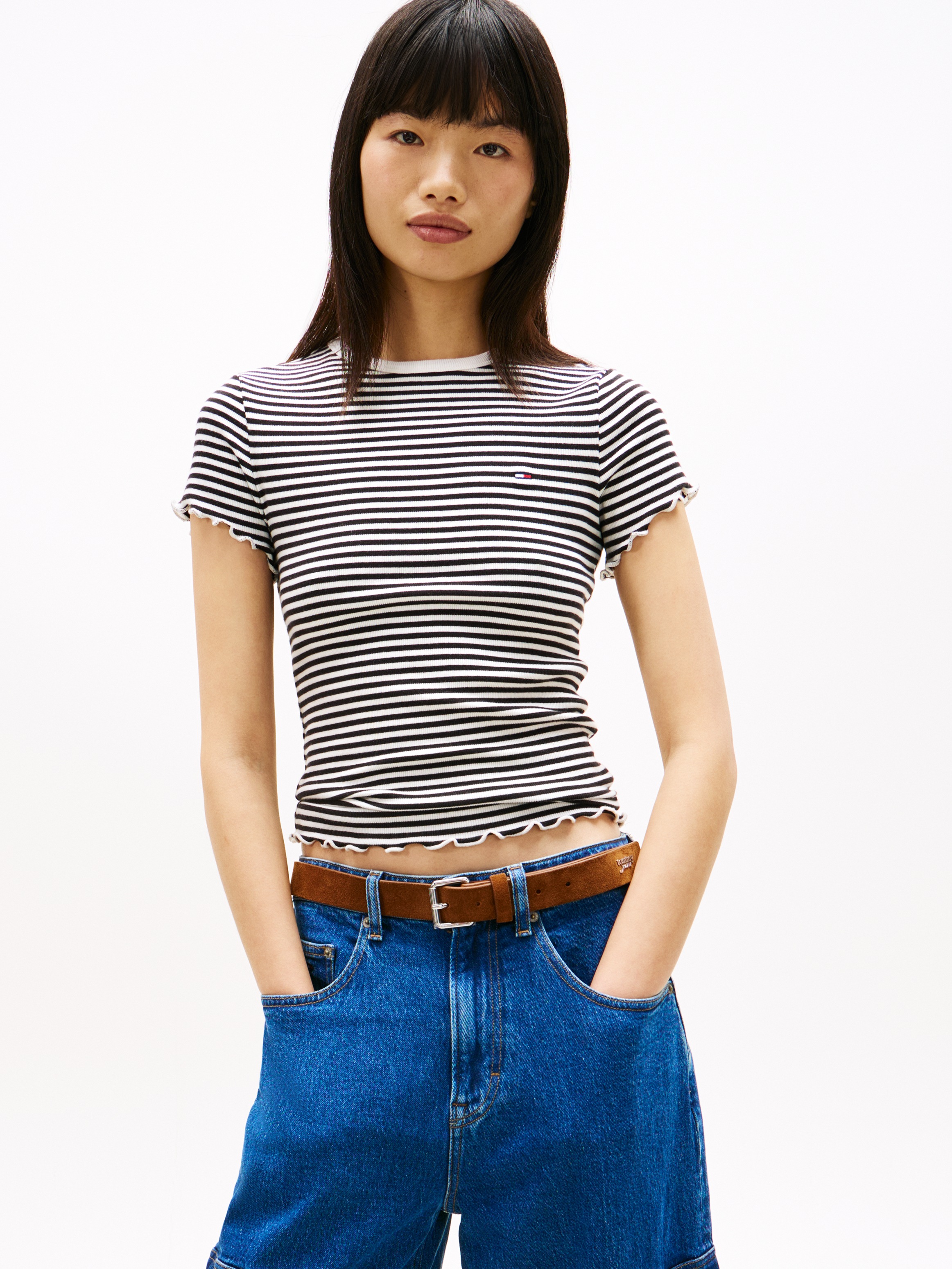 Image of Tommy Jeans T-Shirt "TJW SLIM LETTUCE EDGE RIB SS" mit gerippter Struktur