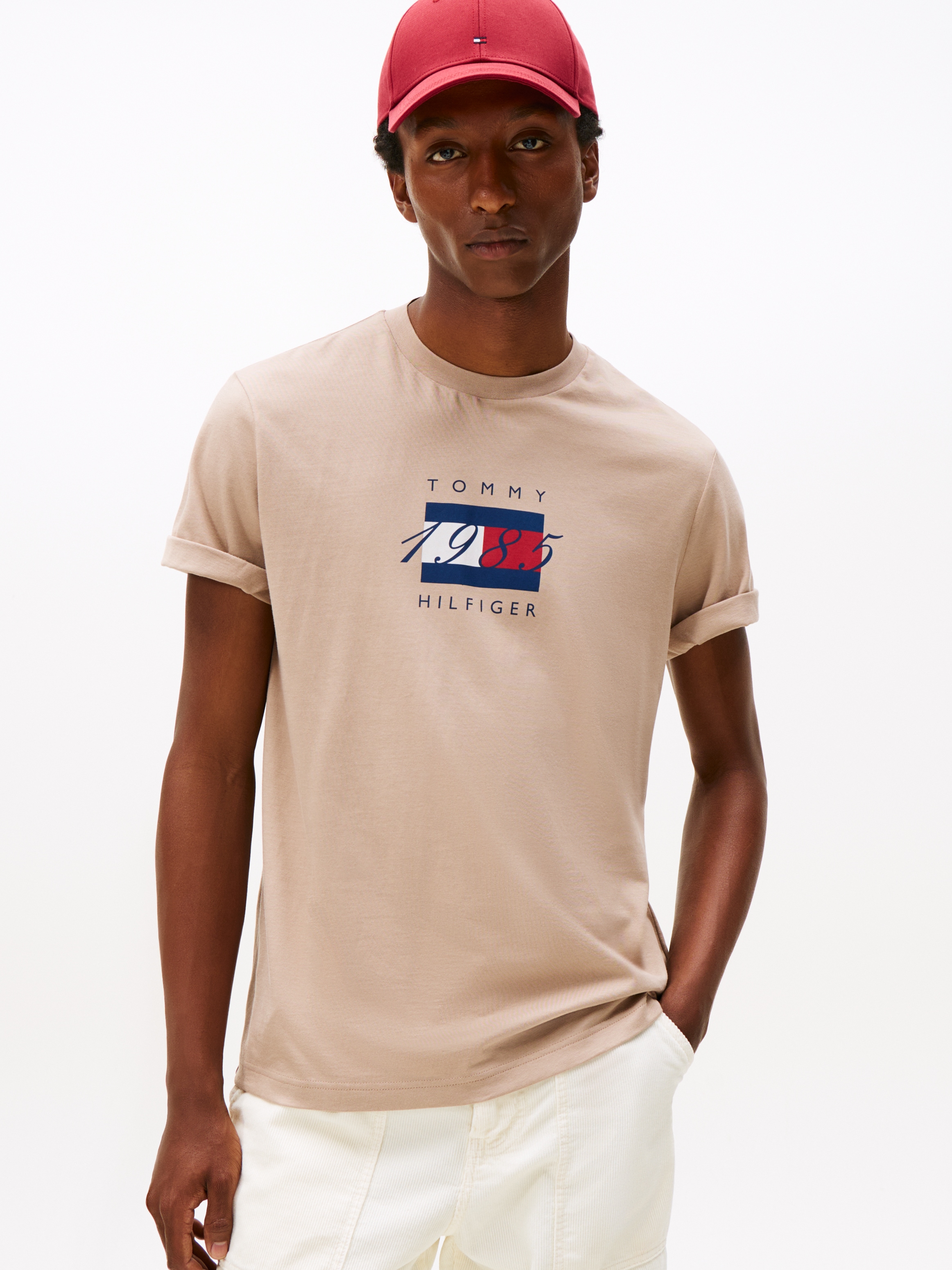 Image of Tommy Hilfiger T-Shirt "LINEAR FLAG GRAPHIC" Rundhals, regular fit, Jersey