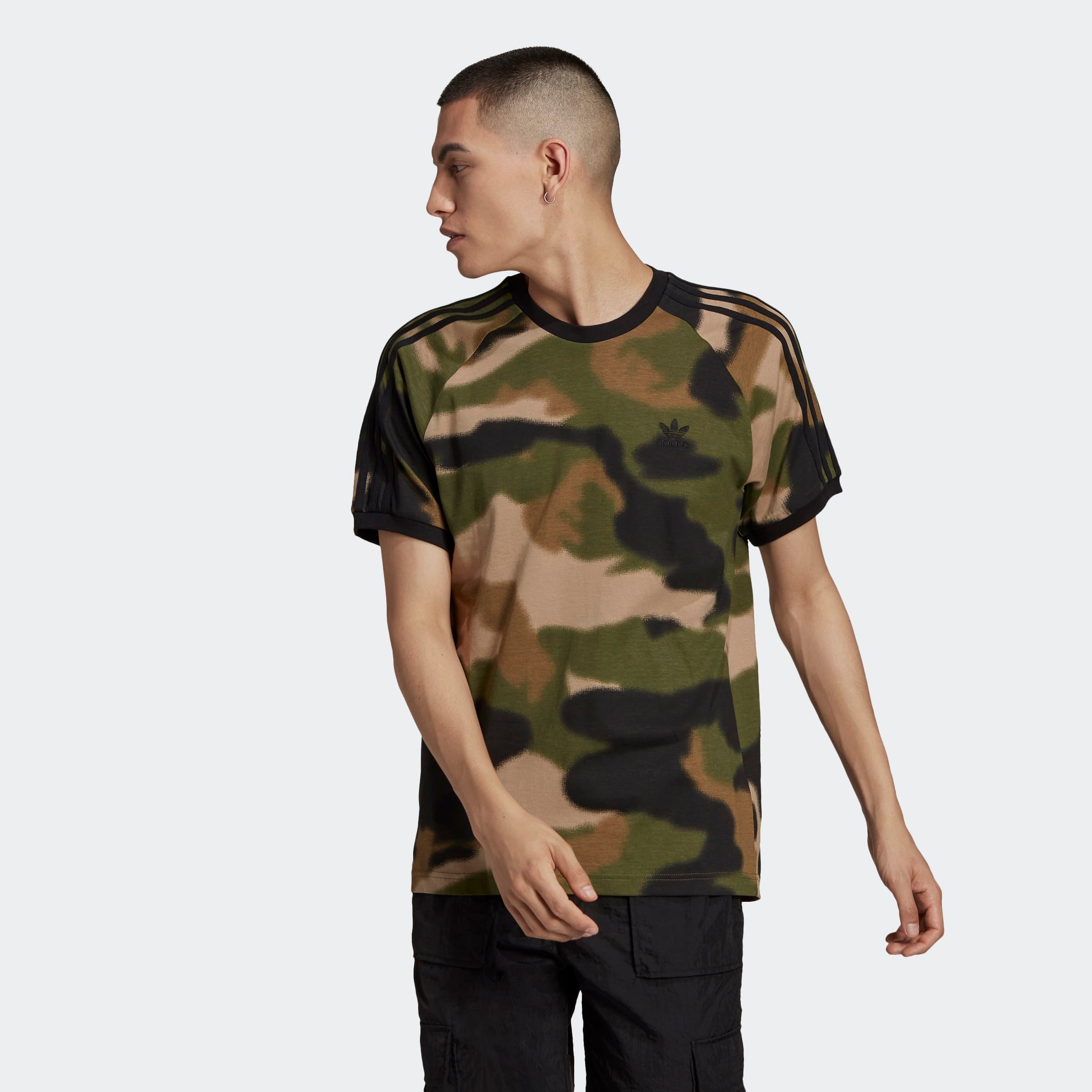 Image of adidas Originals T-Shirt »CAMO AOP CALI TEE« bei Ackermann Versand Schweiz
