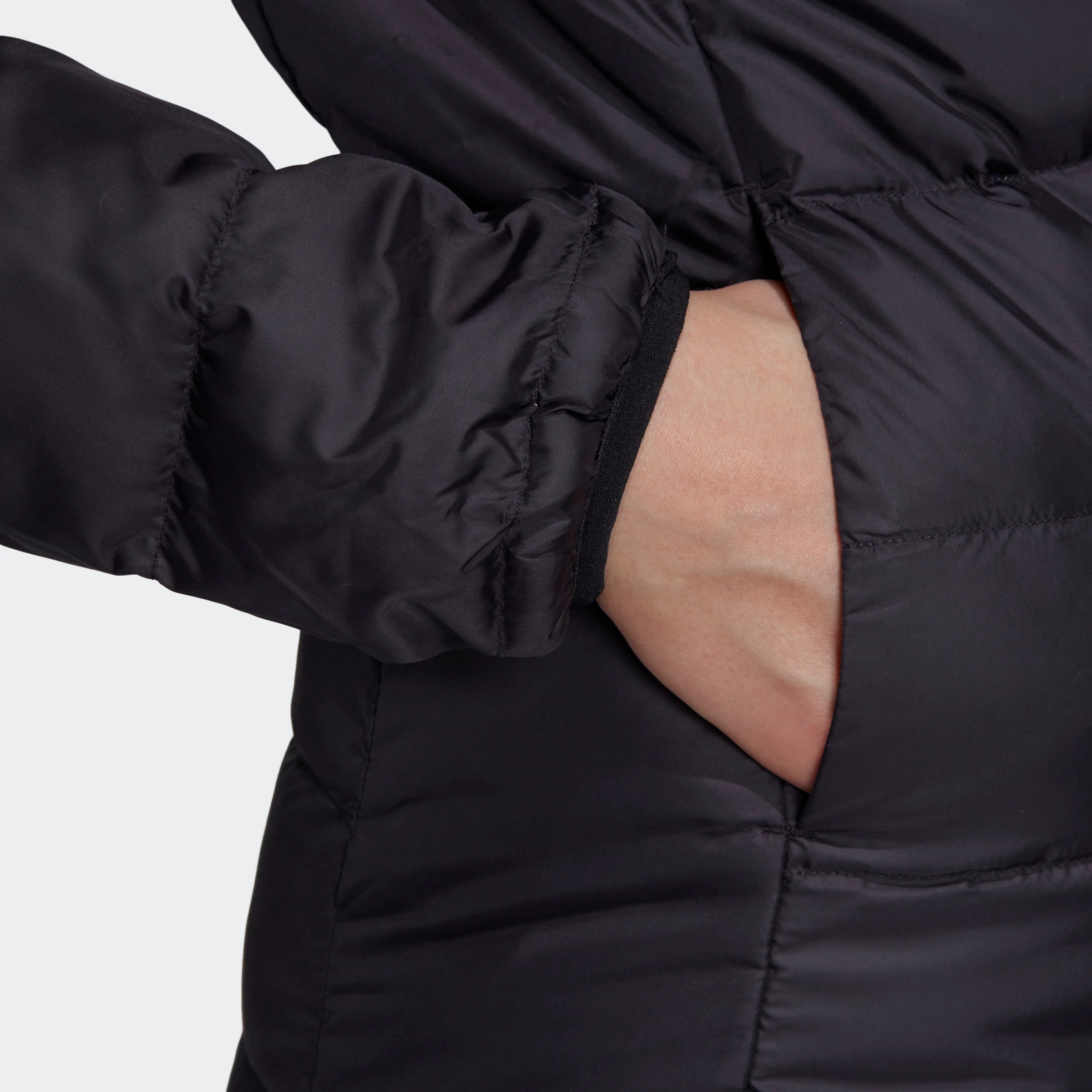 adidas Sportswear Outdoorjacke »ESSENTIALS DAUNENPARKA«, mit Kapuze