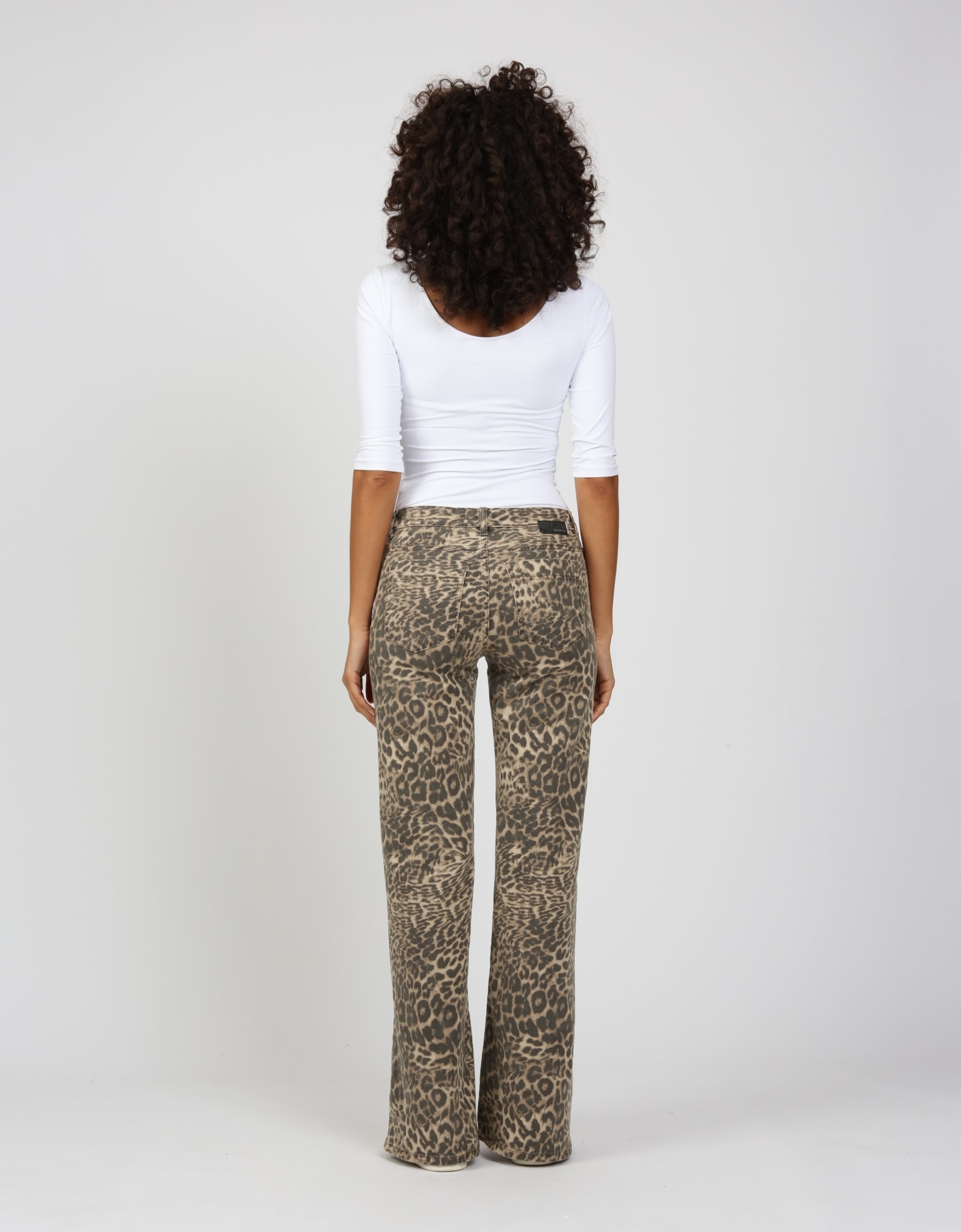 GANG Bootcut-Jeans »94 JESSI FLARED«, im angesagten Leo Muster