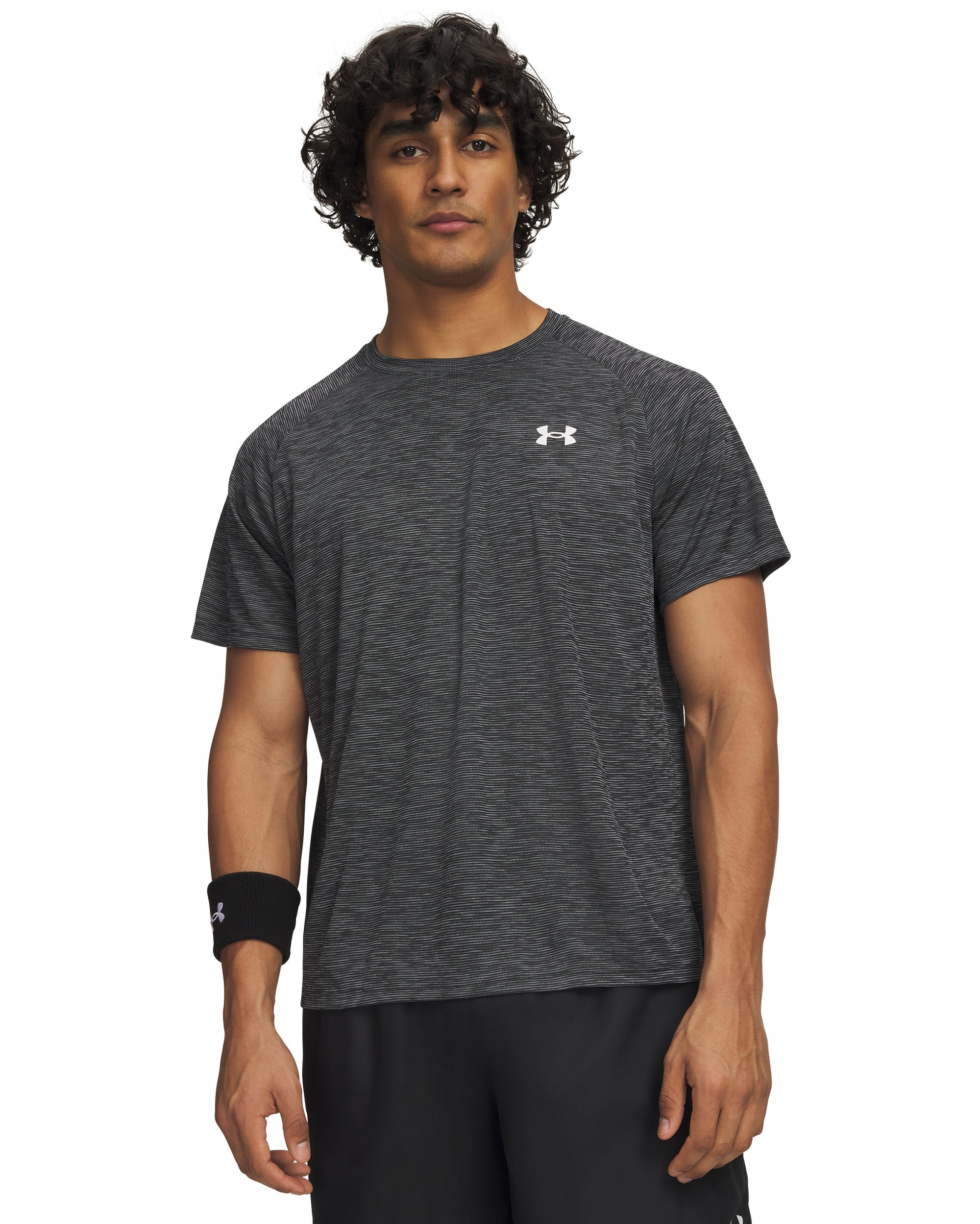 Under Armour® T-shirt d'entraînement »UA TECH TEXTURED SS« matériau respirant, coupe ample, manches courtes