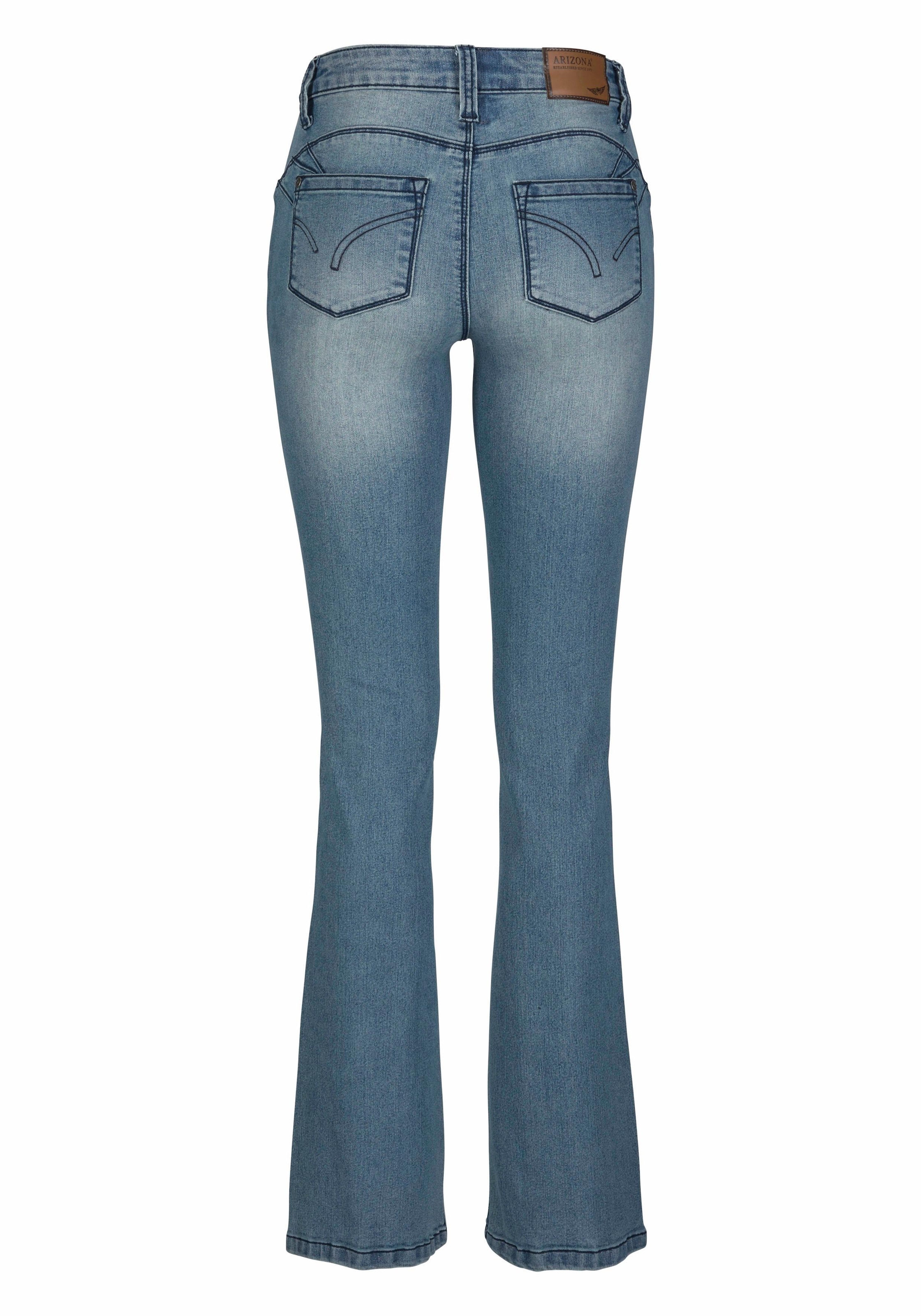 Arizona Bootcut-Jeans »Shaping«, bootcut, Kontrastnähte, Used-Look-Waschung, niedrige Leibhöhe