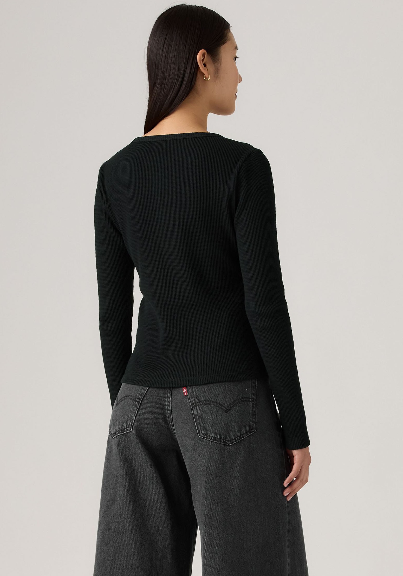 Levi's® Langarmshirt »DRY GOODS HENLEY« Mit Waffelstruktur- Muster