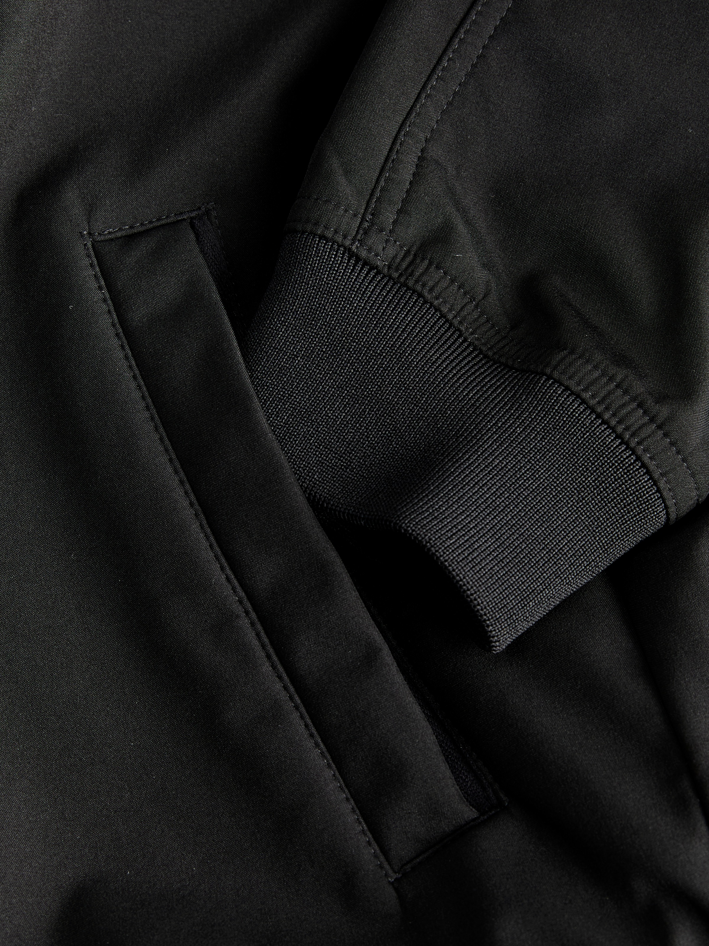 Jack & Jones Veste softshell »JJELIAM SOFTSHELL BOMBER NOOS« fibre synthétique, coupe régulière