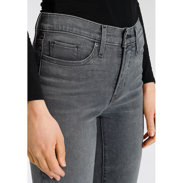 ♕ Levi's® Gerade Jeans »314 Shaping Straight« versandkostenfrei bestellen