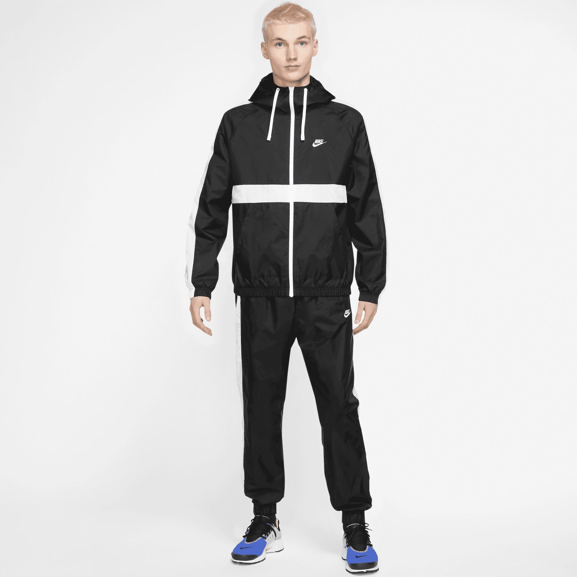 HOODED TRACKSUIT« sur Trainingsanzug »MEN\'S Nike Sportswear Trouver WOVEN