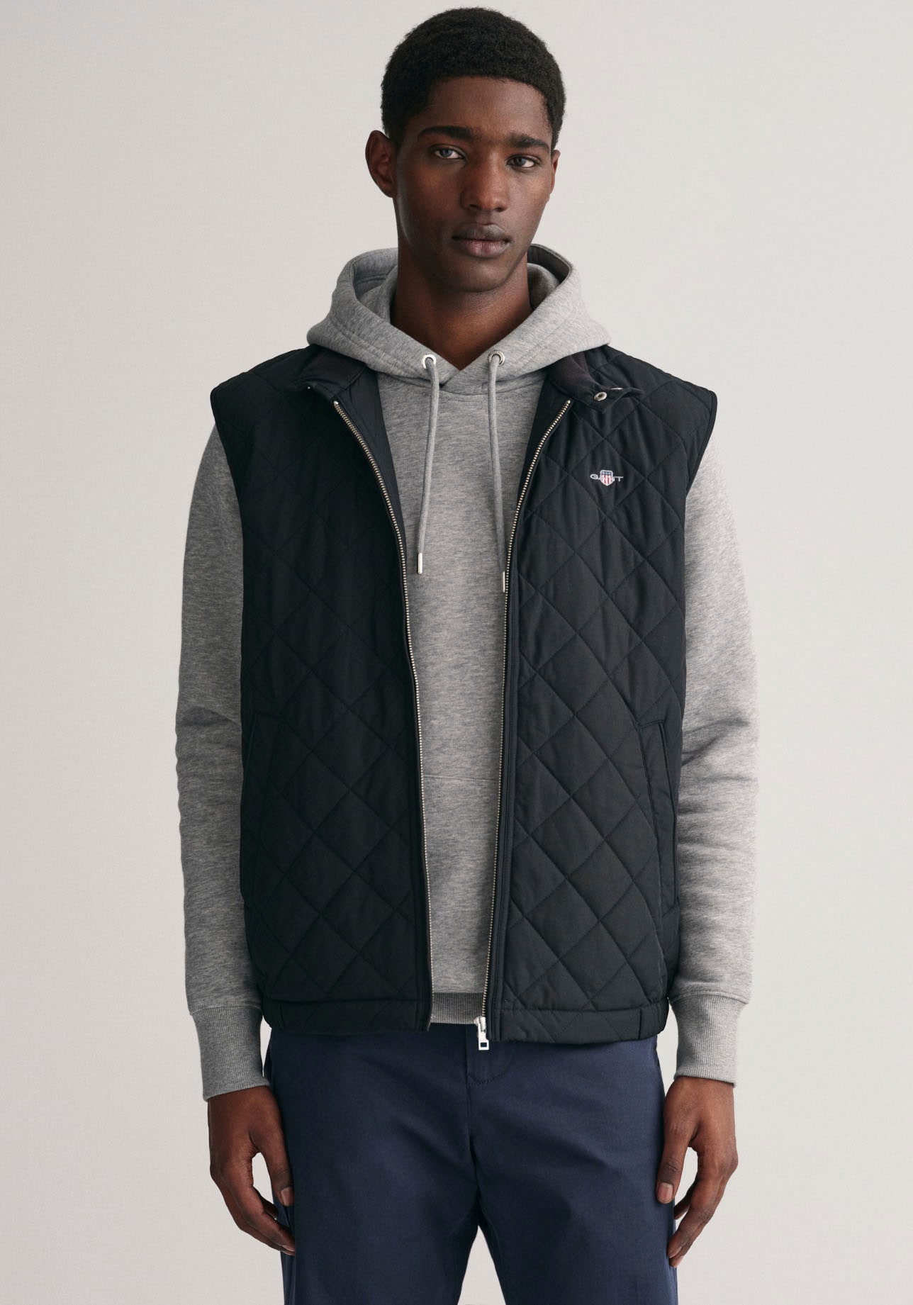 Gant Steppweste »QUILTED WINDCHEATER VEST«, mit Wattierung aus recyceltem Polyester