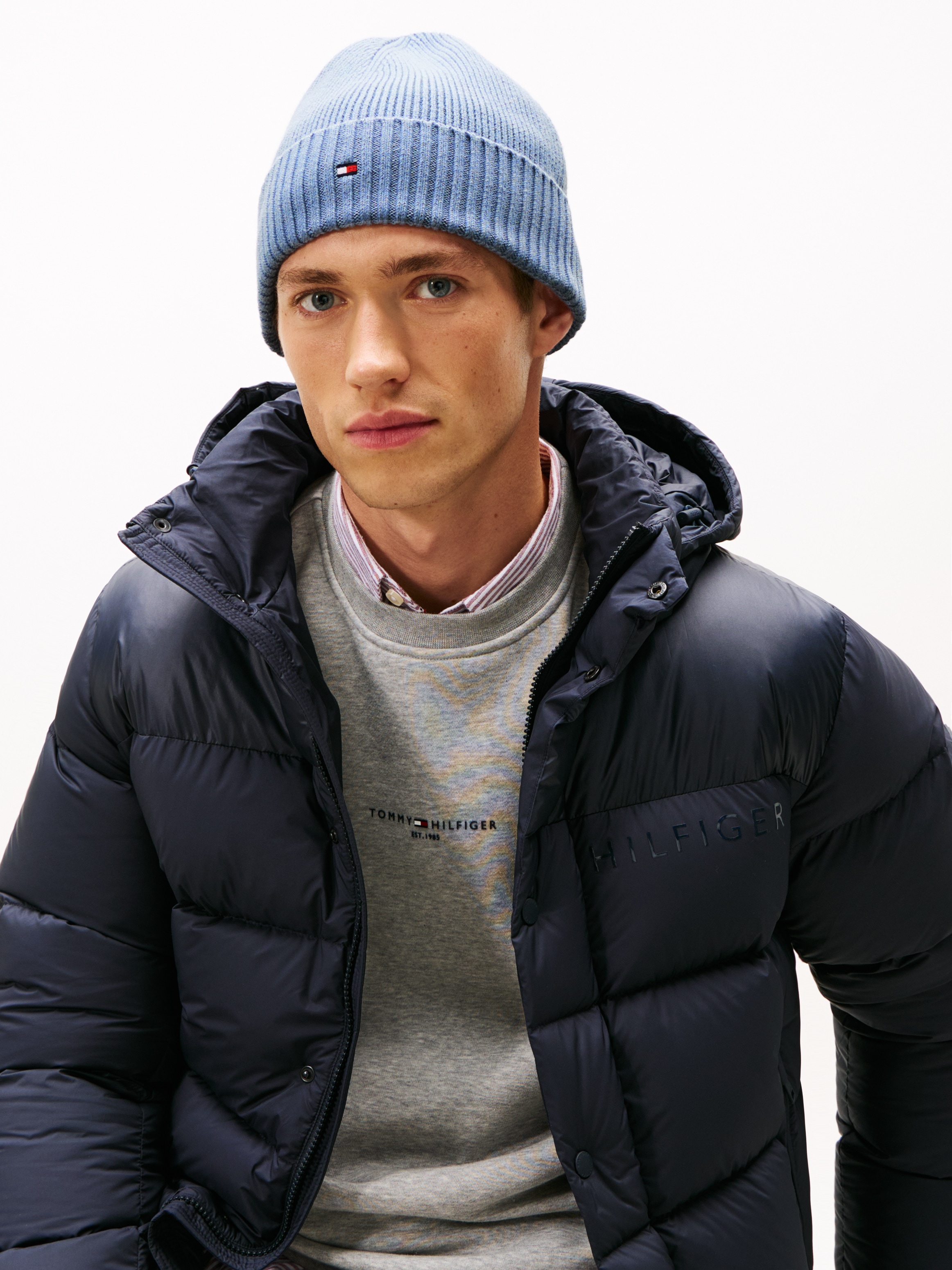 Tommy Hilfiger Bonnet tricoté »TH FLAG PIMA COTTON BEANIE« Beanie mit Logostickerei, mit Kaschmiranteil Unisex