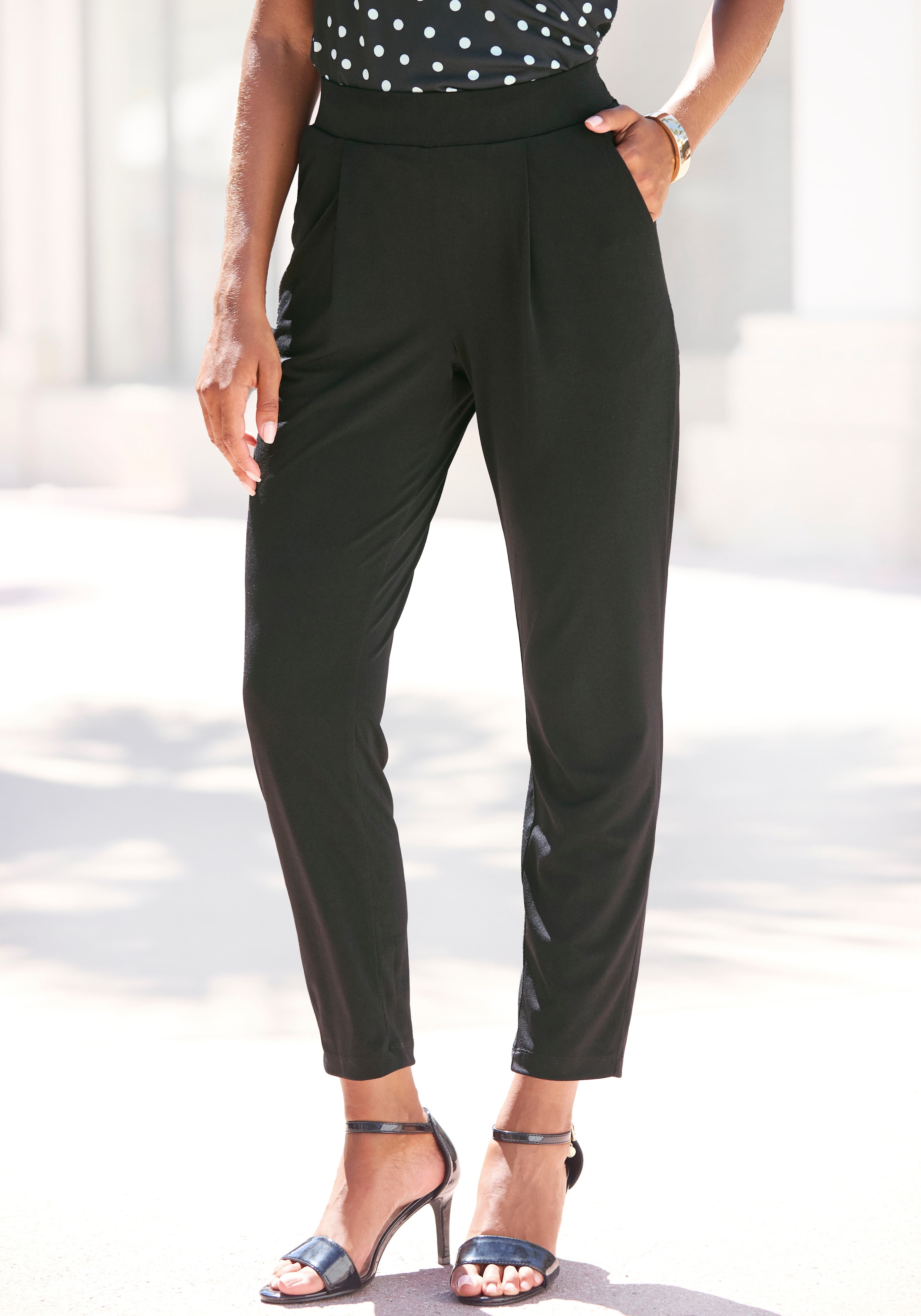 Image of LASCANA Schlupfhose mit praktischen Eingriffstaschen, casual-chic Business-Look, 7/8-Länge