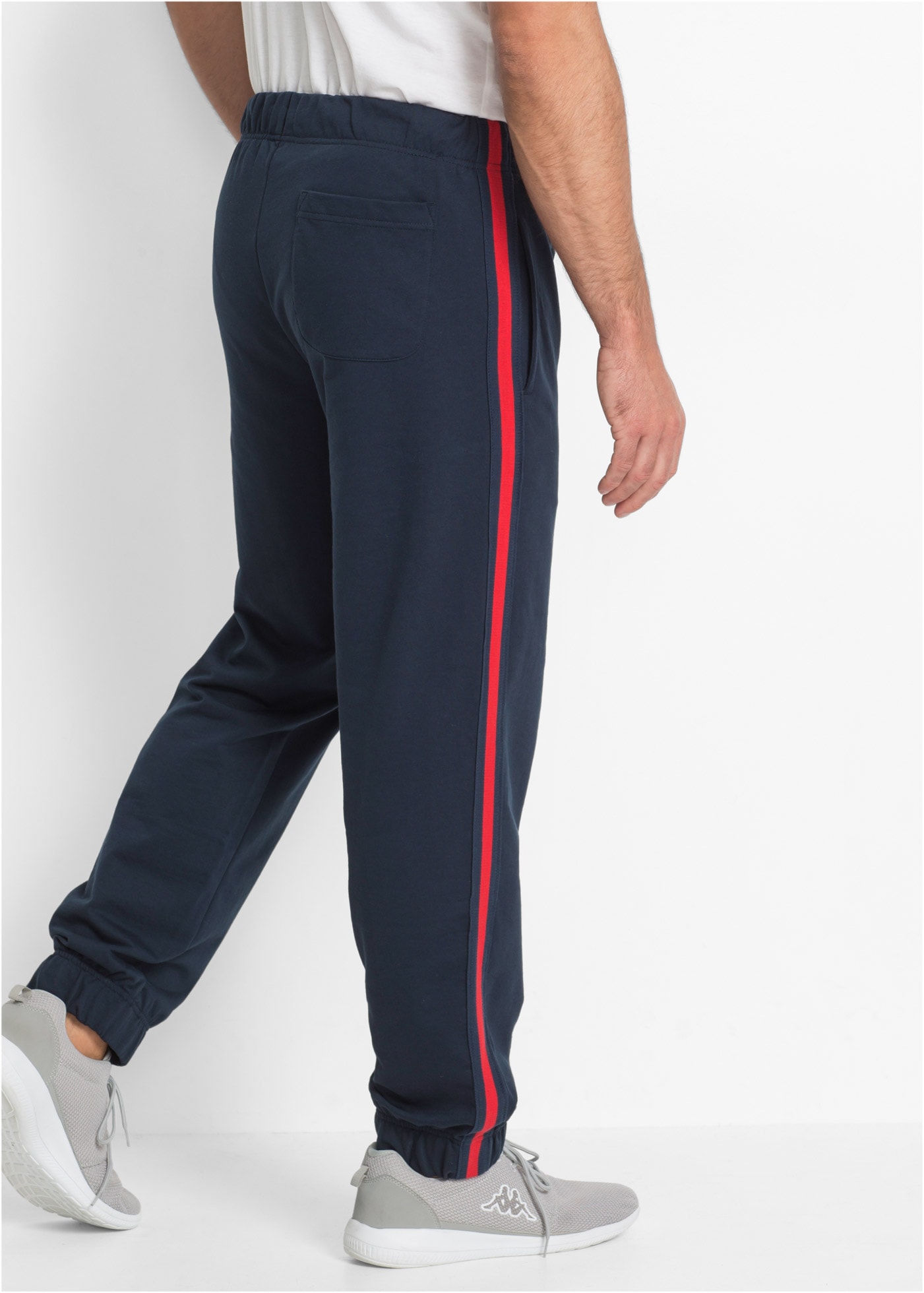 bonprix Pantalon de jogging  aus Baumwolle und Polyester, mit vollelastischem Bund, Regular Fit