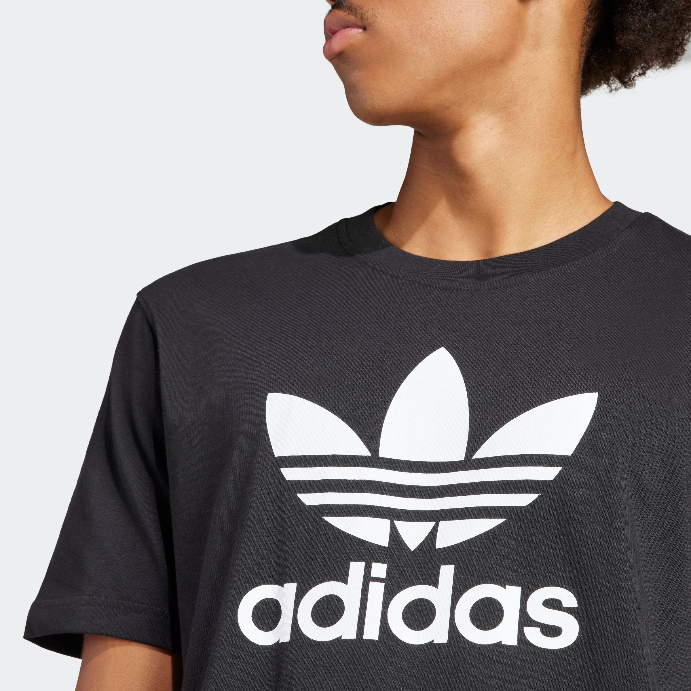 adidas Originals T-Shirt »TREFOIL T-SHIRT«, Basic Shirt mit grossem Trefoil Logoprint