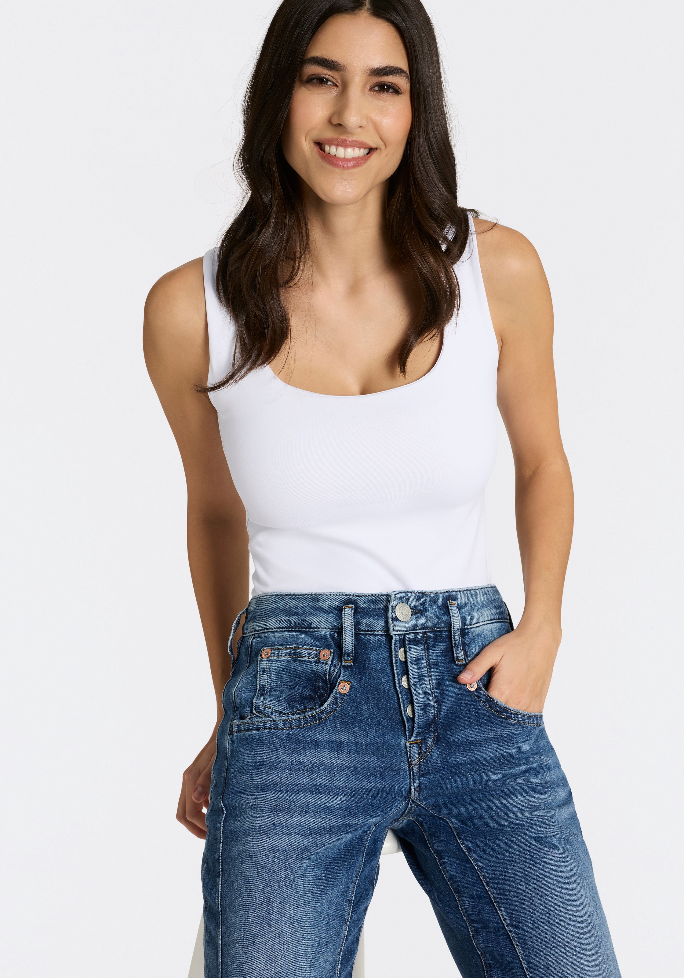 Herrlicher Boyfriend-Jeans »Shyra Tap Denim Stretch« mit halb verdeckter Knopfleiste, High Waist